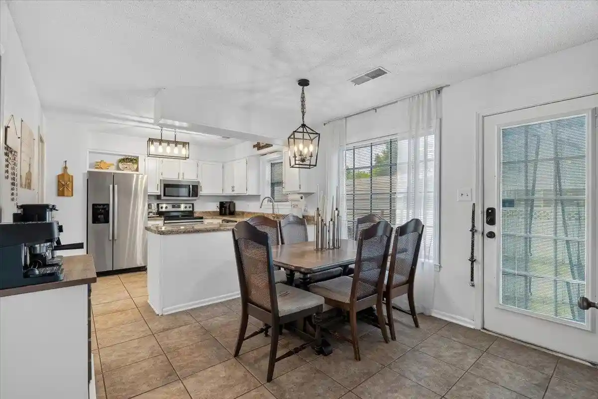 Photo 3 of Single family home for sale at 5847 Bobbitt Dr, Bartlett, TN 38134 | MLS# 10225640 | Listing updated on 2026-08-06