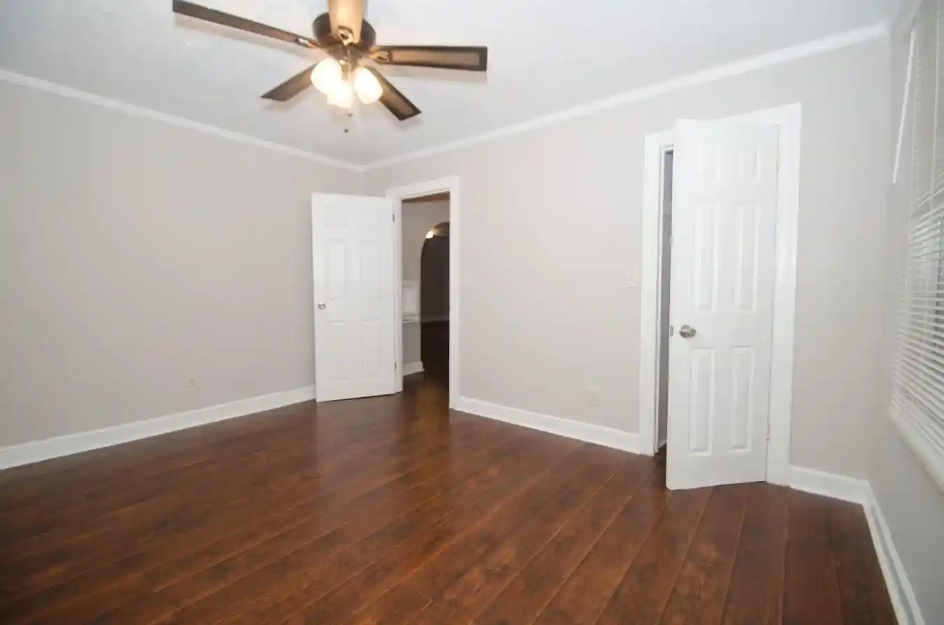 Photo 3 of Single family home for sale at 31 W Biscayne Rd, Memphis, TN 38109 | MLS# 10225678 | Listing updated on 2026-07-13