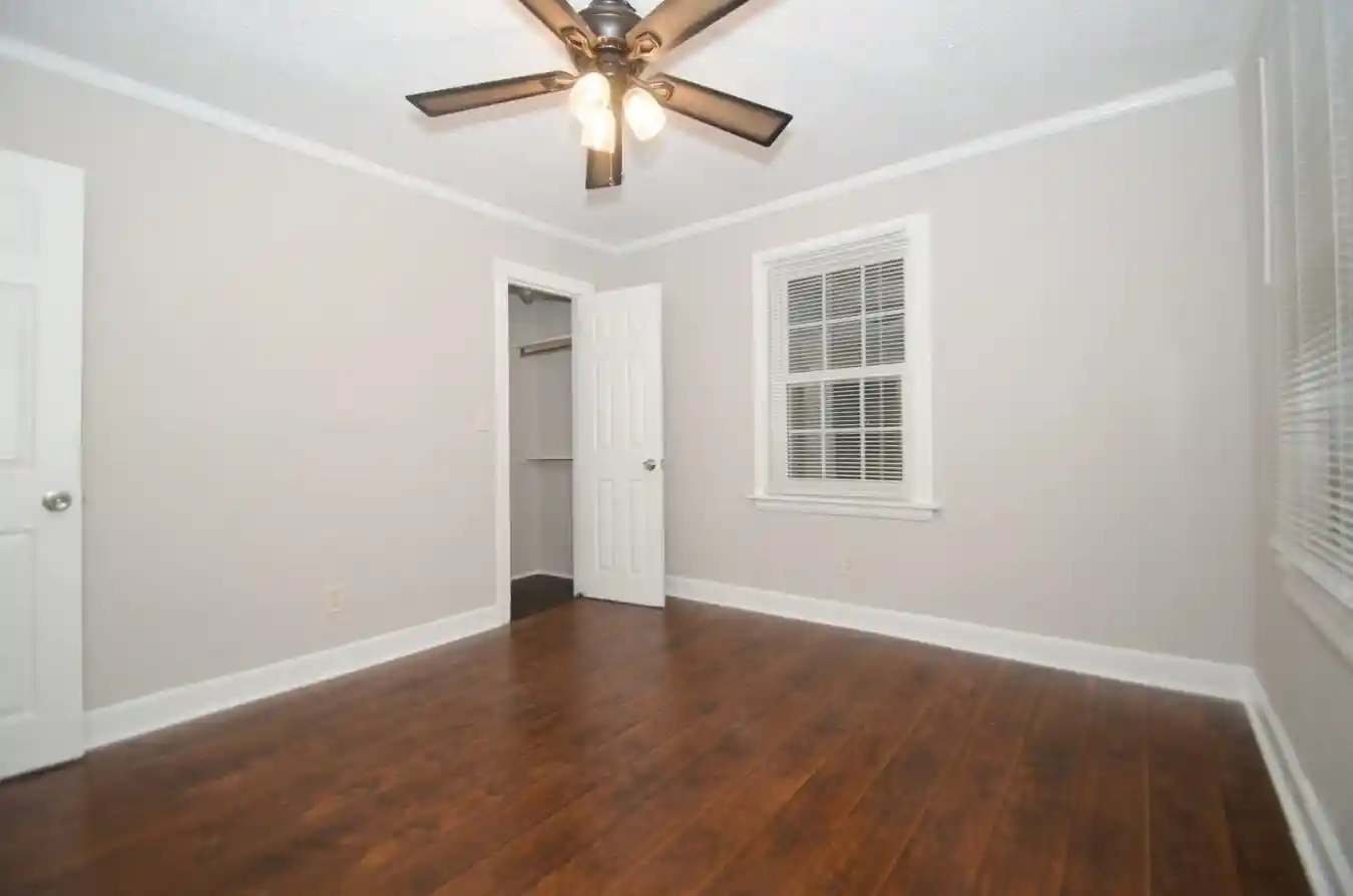 Photo 4 of Single family home for sale at 31 W Biscayne Rd, Memphis, TN 38109 | MLS# 10225678 | Listing updated on 2026-07-13