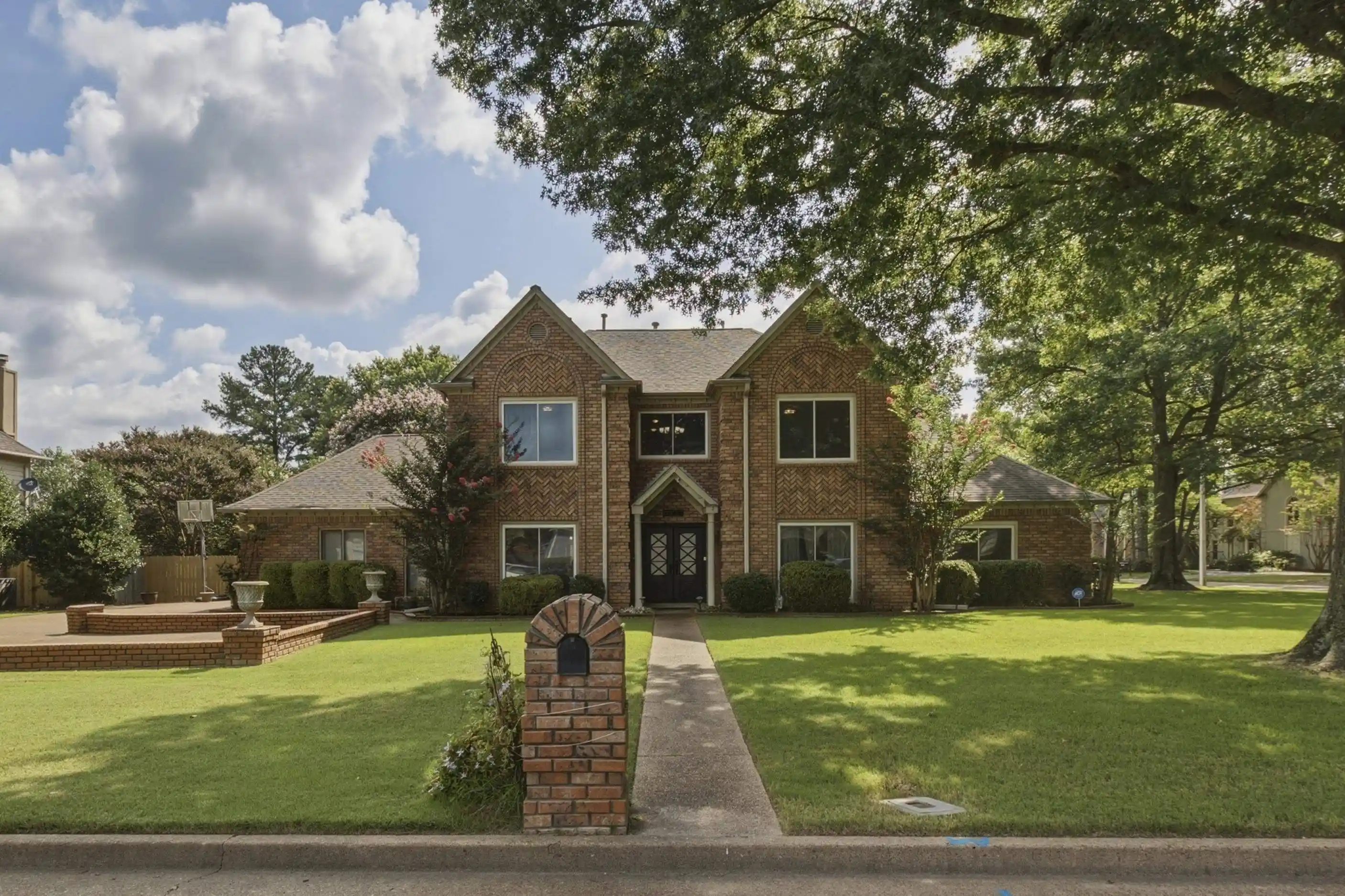 1st image of 9533 Dogwood Estates Dr, Germantown, TN 38139 | MLS# 10225682