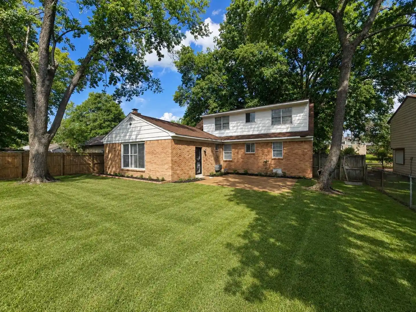Photo 3 of Townhouse for sale at 3463 Bowman Ave, Memphis, TN 38128 | MLS# 10225772 | Listing updated on 2026-09-24
