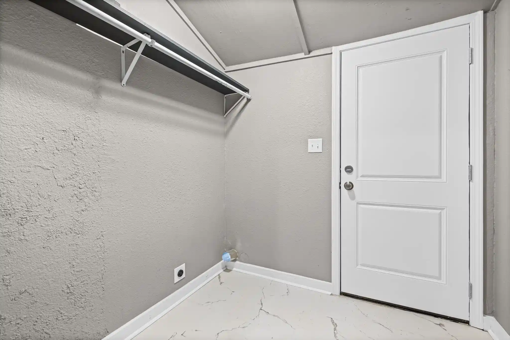 Photo 2 of Single family home for sale at 1503 Swift St, Memphis, TN 38109 | MLS# 10225806 | Listing updated on 2026-07-24