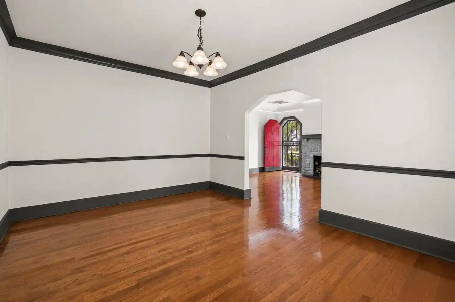 Photo 2 of Single family home for sale at 1936 Mignon Ave, Memphis, TN 38107 | MLS# 10225808 | Listing updated on 2026-09-01