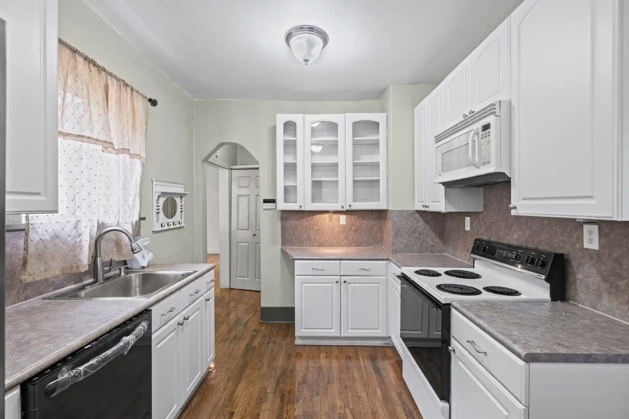 Photo 3 of Single family home for sale at 1936 Mignon Ave, Memphis, TN 38107 | MLS# 10225808 | Listing updated on 2026-09-01