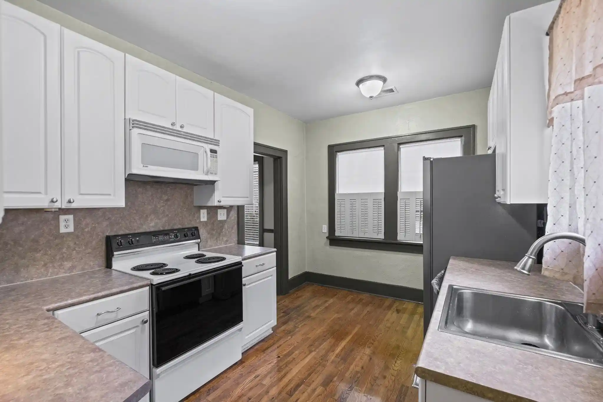 Photo 3 of Single family home for sale at 1936 Mignon Ave, Memphis, TN 38107 | MLS# 10225808 | Listing updated on 2026-09-01