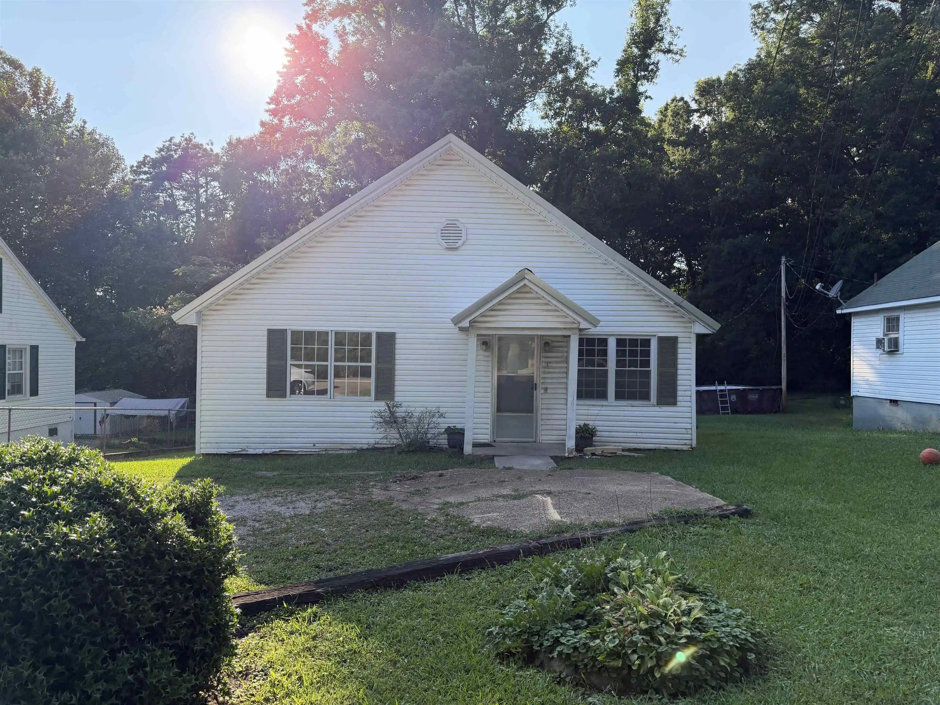 Homes for sale in Selmer, TN | 244 Oak St, Selmer, TN 38375 | MLS# 10225814