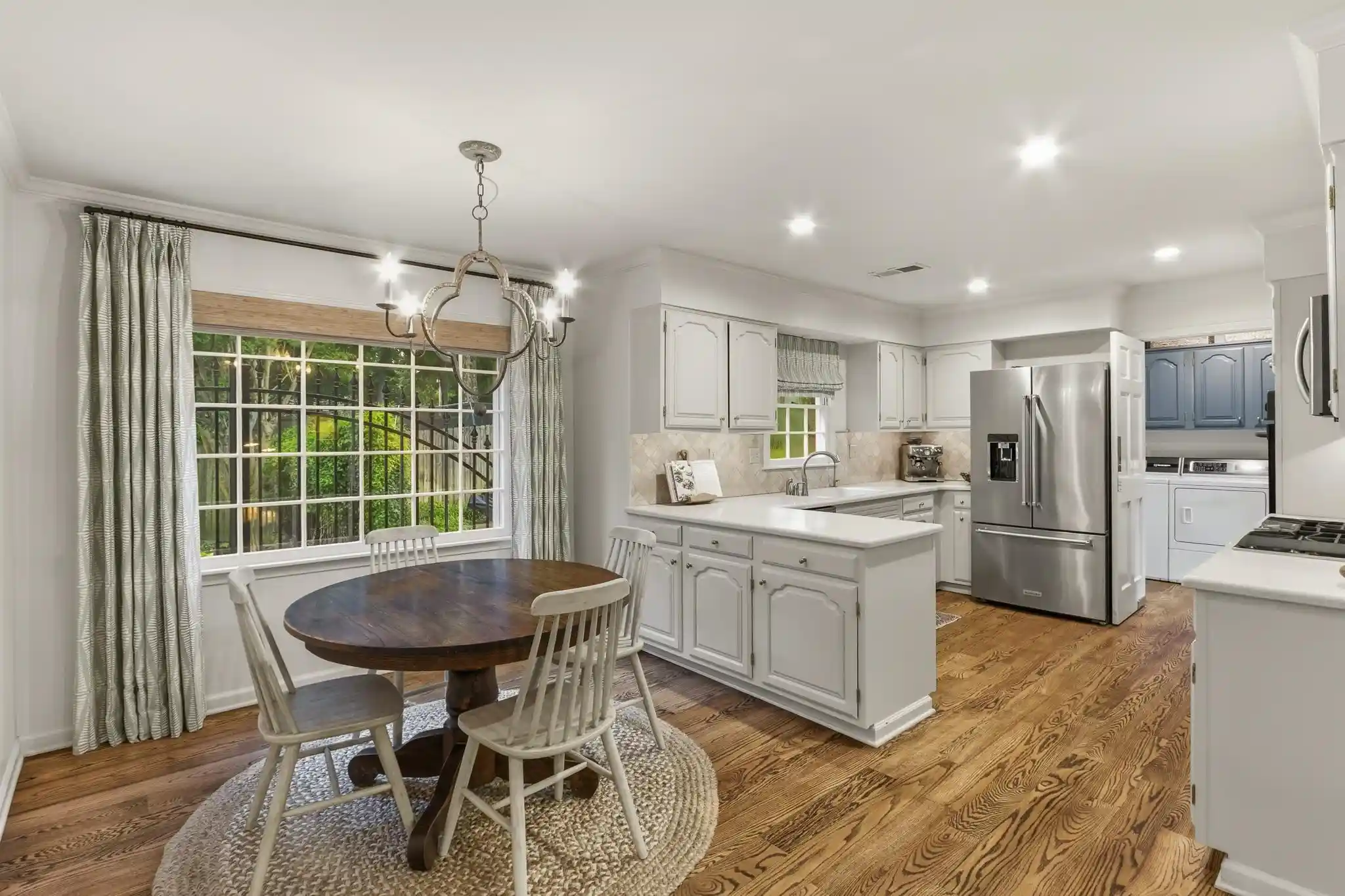 2nd image of 2145 Rolling Valley Dr, Germantown, TN 38138 | MLS# 10225823
