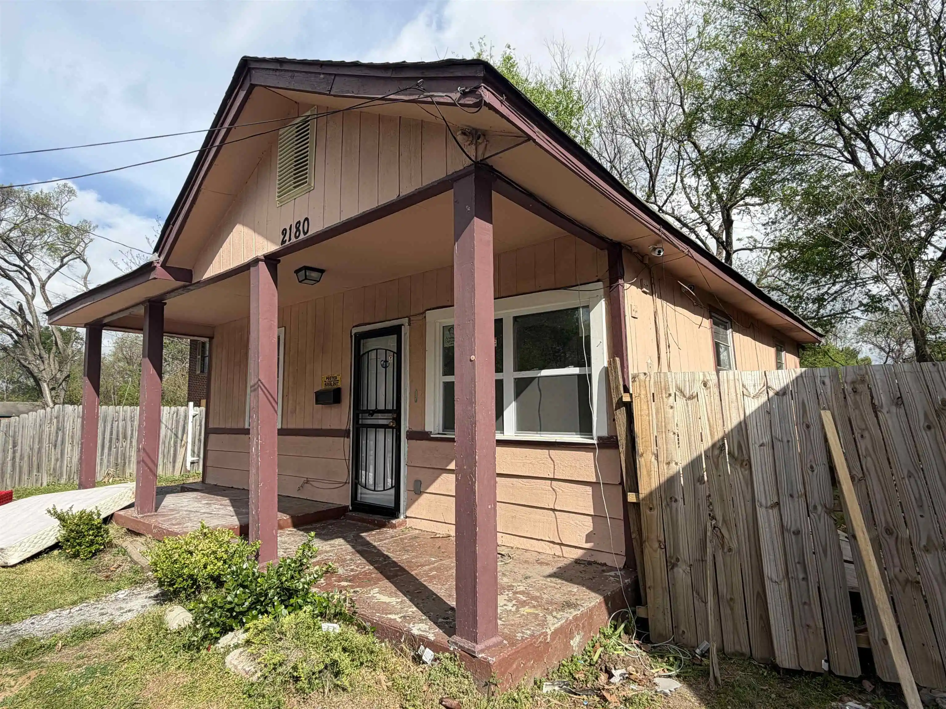 Photo 1 of Single family home for sale at 2180 Hunter Ave, Memphis, TN 38108 | MLS# 10225845 | Listing updated on 2026-09-11