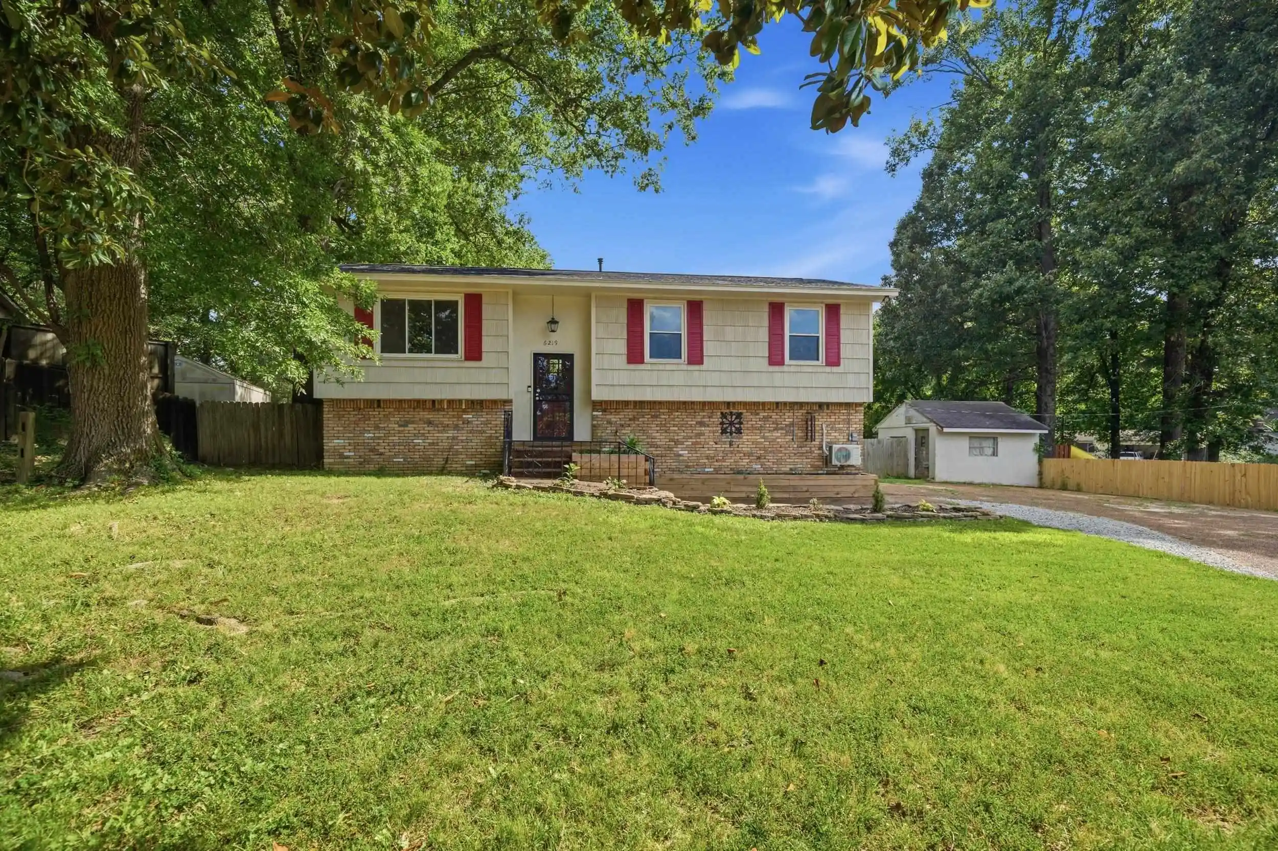 1st image of 6219 Mars Ave, Bartlett, TN 38134 | MLS# 10225854