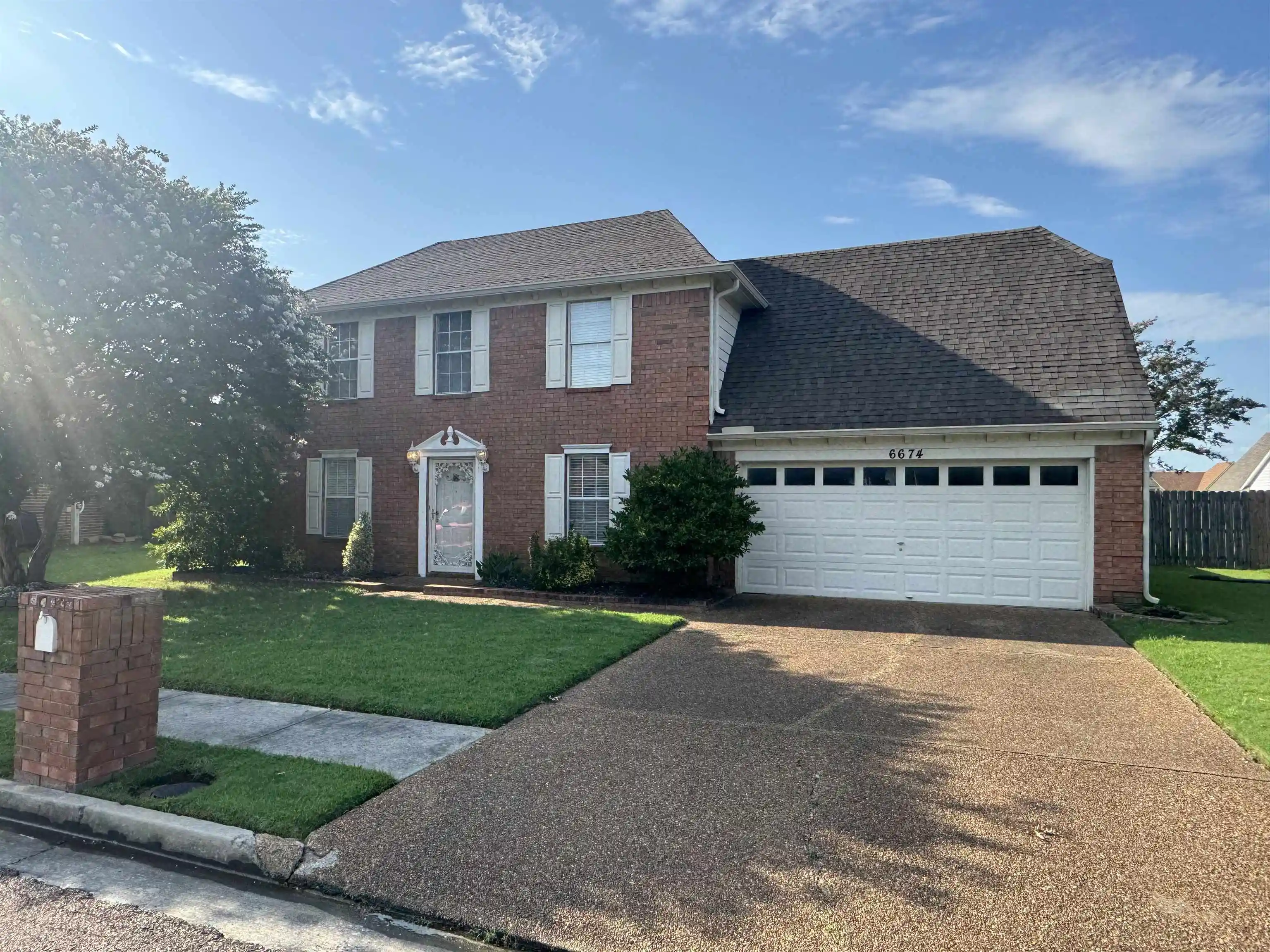 Photo 2 of Sale Pending at 6674 Olivia Forest Rd, Memphis, TN 38141 | MLS# 10225864 | Listing updated on 2026-08-14