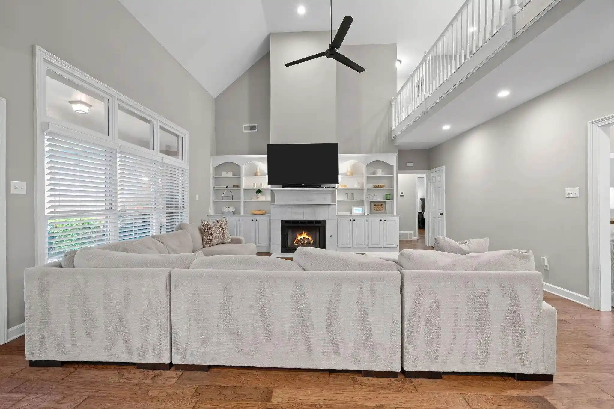 Photo 3 of Sale Pending at 2673 Hunters Forest Dr, Germantown, TN 38138 | MLS# 10225885 | Listing updated on 2026-07-13