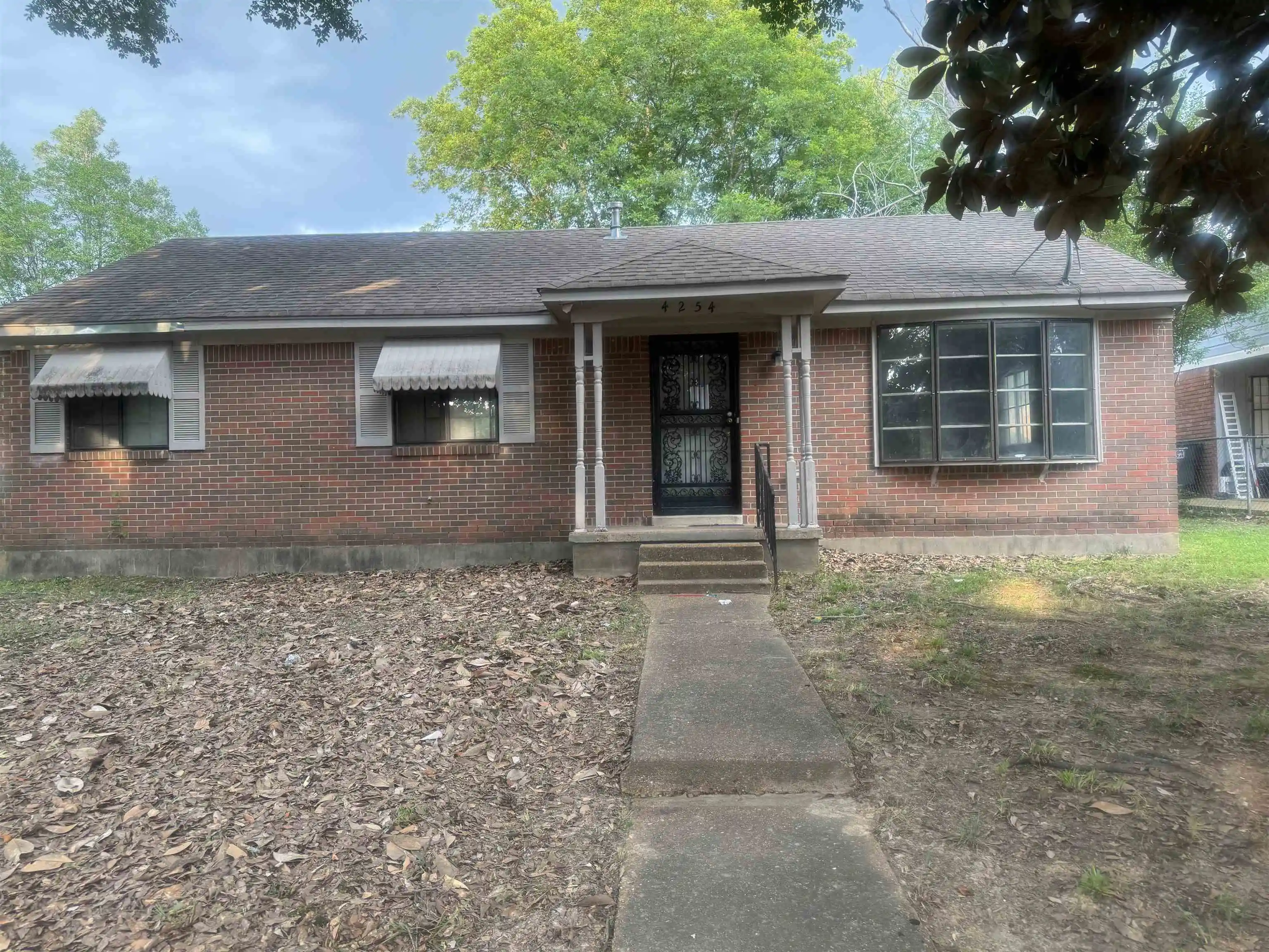 Photo 1 of Single family home for sale at 4254 Sidney Rd, Memphis, TN 38116 | MLS# 10225888 | Listing updated on 2026-09-18