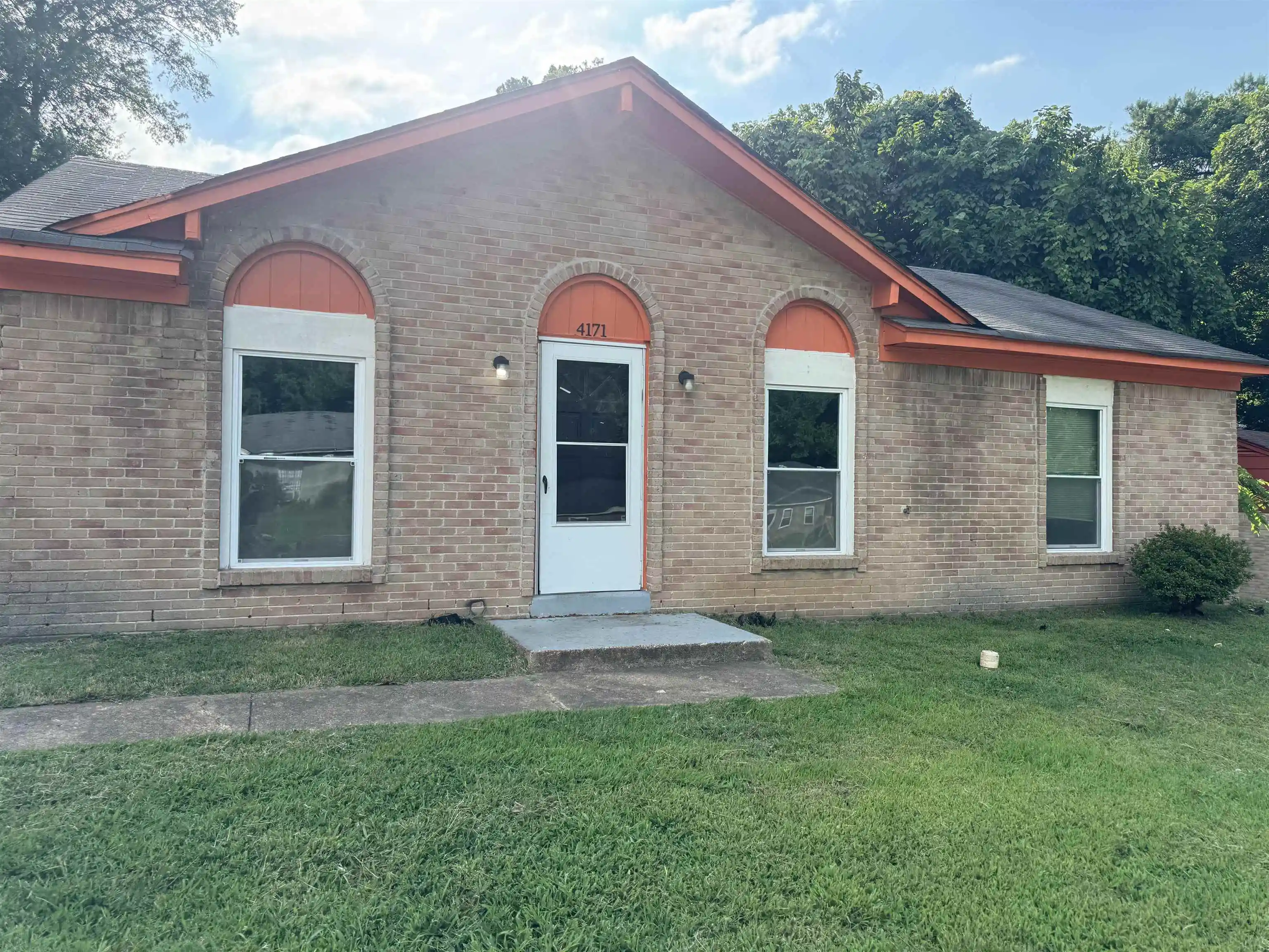 Photo 1 of Single family home for sale at 4171 Cliffdale St, Memphis, TN 38127 | MLS# 10225894 | Listing updated on 2026-10-23