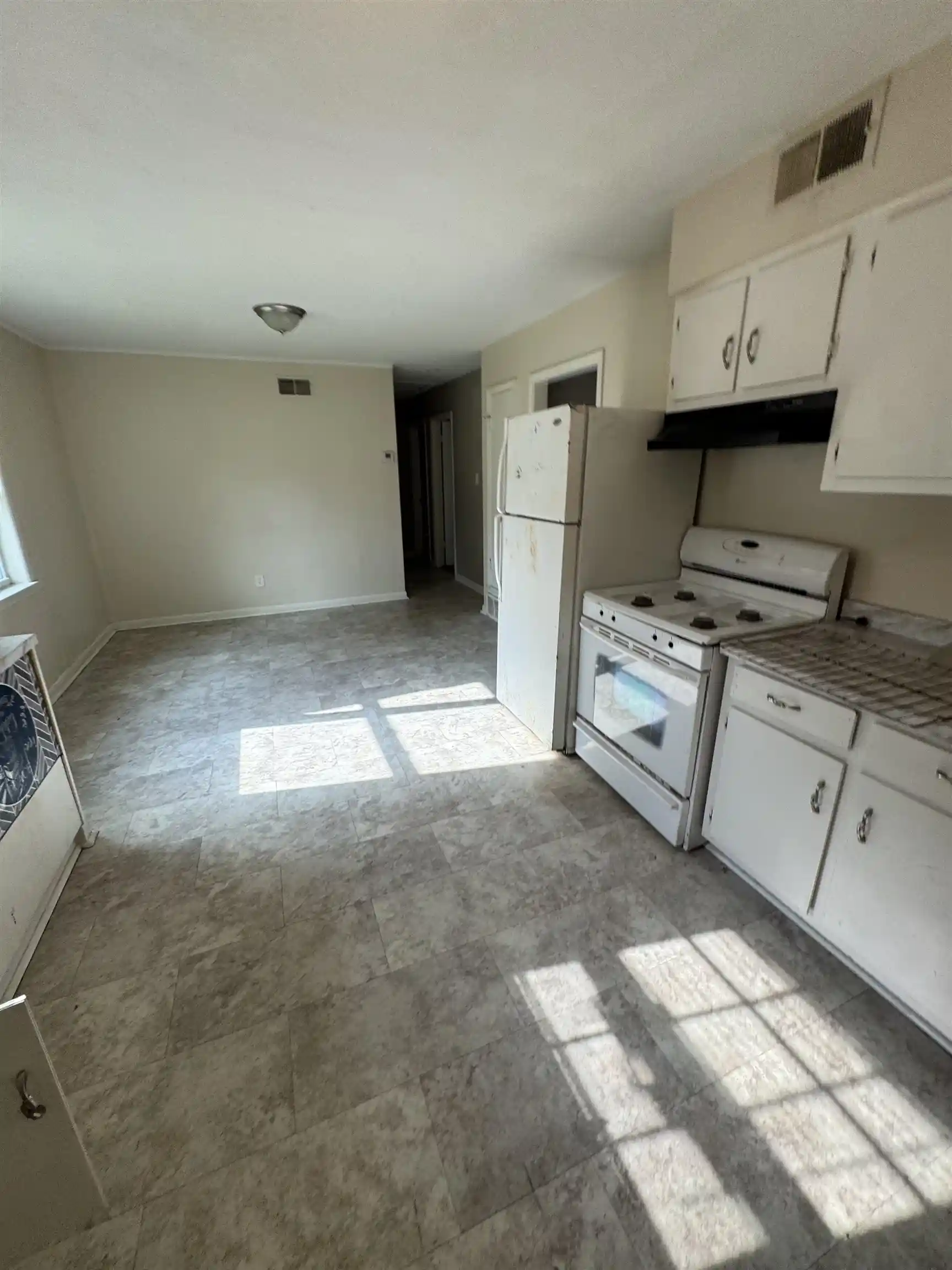 Photo 3 of Single family home for sale at 4171 Cliffdale St, Memphis, TN 38127 | MLS# 10225894 | Listing updated on 2026-10-23