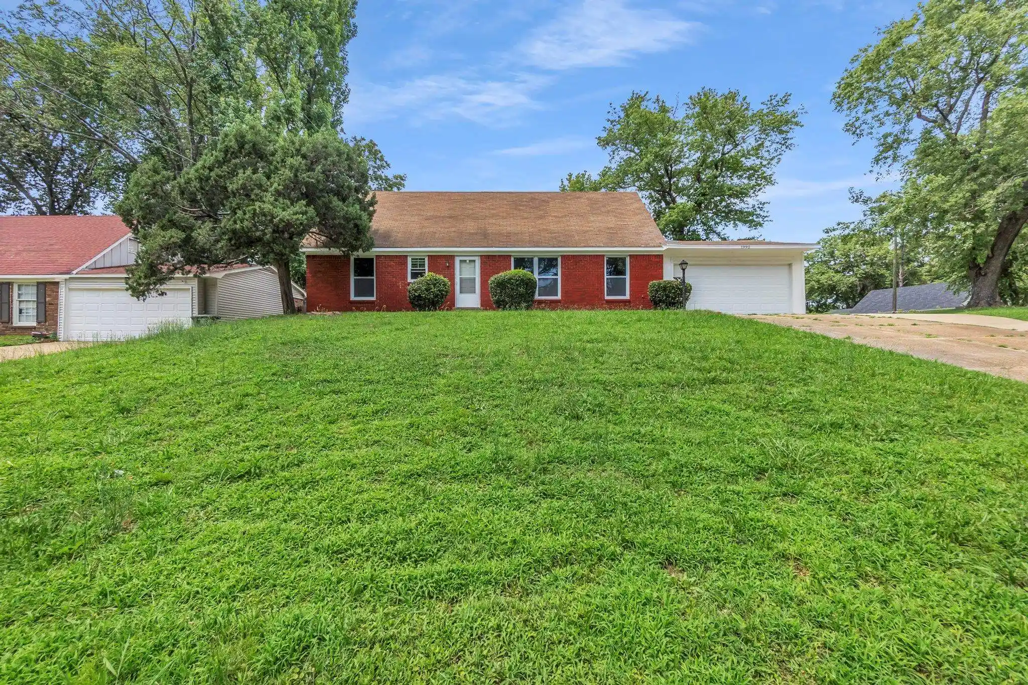 Photo 1 of Single family home for sale at 1992 Danberry Ave, Memphis, TN 38116 | MLS# 10225896 | Listing updated on 2026-09-03