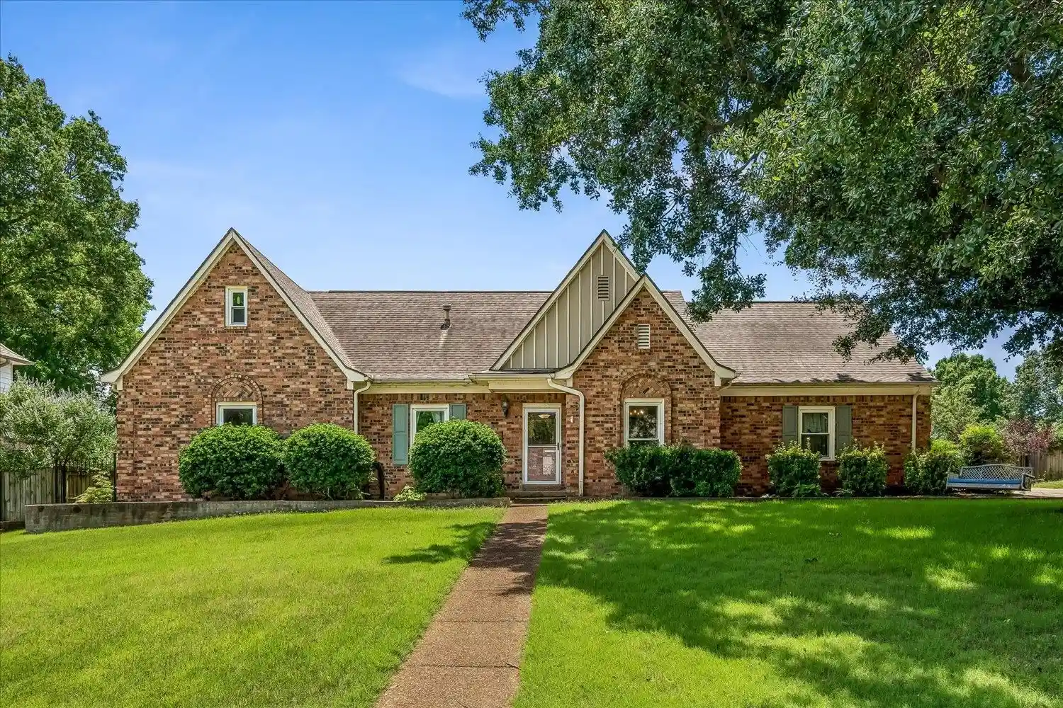 Photo 1 of Single family home for sale at 761 Meadow Vale Dr, Collierville, TN 38017 | MLS# 10225898 | Listing updated on 2026-09-14