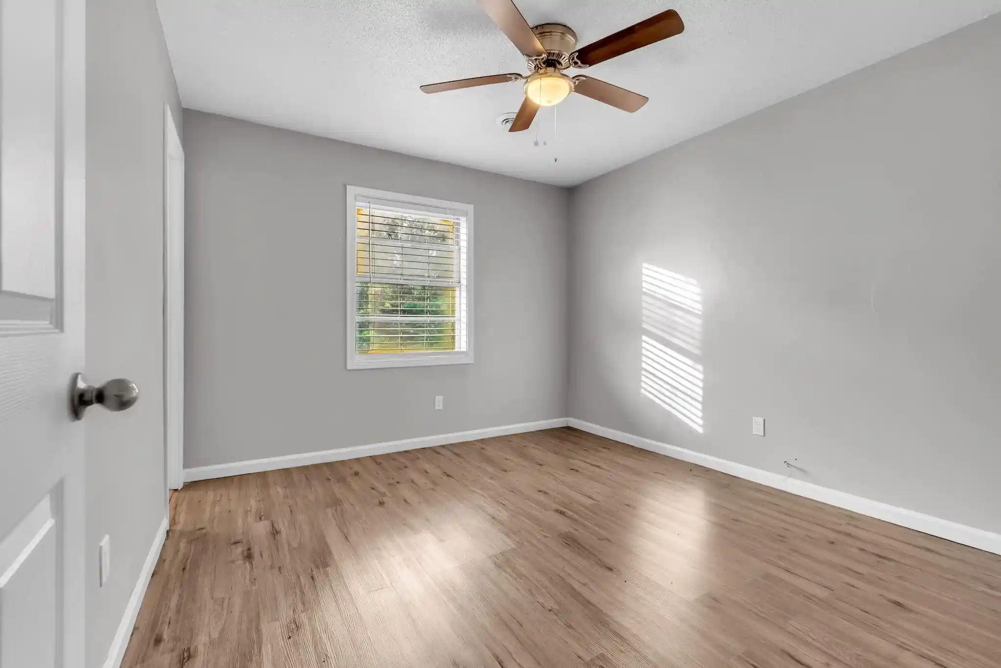 Photo 3 of Sale Pending at 3664 Kipling Ave, Memphis, TN 38128 | MLS# 10225916 | Listing updated on 2026-10-02