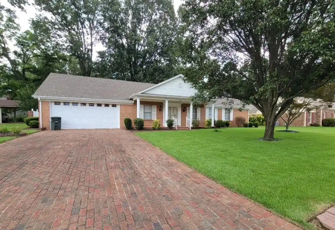 Photo 1 of Single family home for sale at 6404 Messick Rd, Memphis, TN 38119 | MLS# 10225917 | Listing updated on 2026-09-04