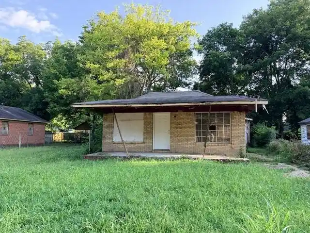 Photo 1 of Single family home for sale at 2356 Dexter Ave, Memphis, TN 38108 | MLS# 10225921 | Listing updated on 2026-07-14
