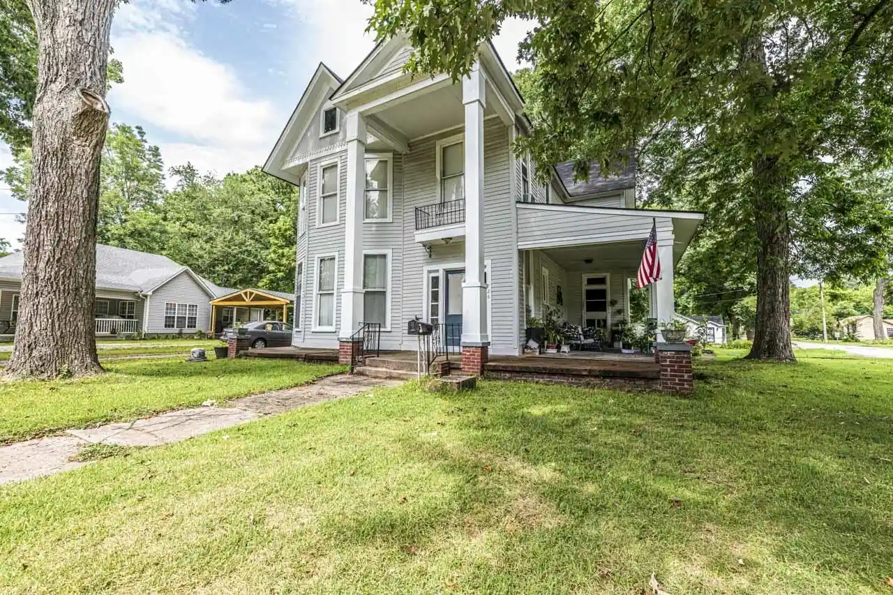 1st image of 726 Main St, Covington, TN 38019 | MLS# 10225934