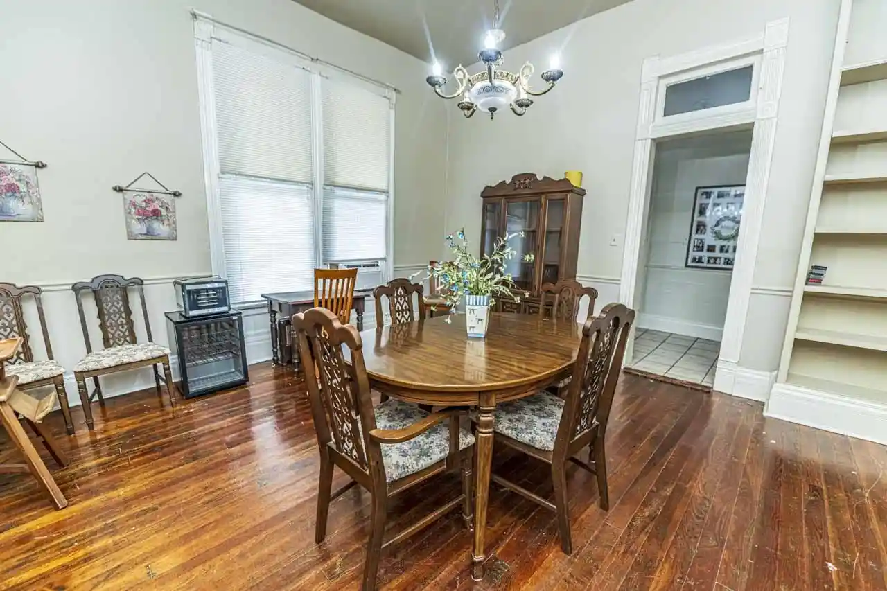 2nd image of 726 Main St, Covington, TN 38019 | MLS# 10225934