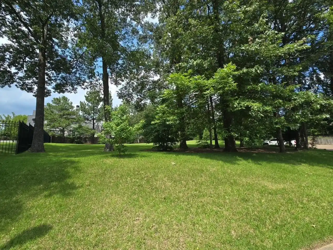 5th image of 2472 Sanders Ridge Ln, Germantown, TN 38138 | MLS# 10225937