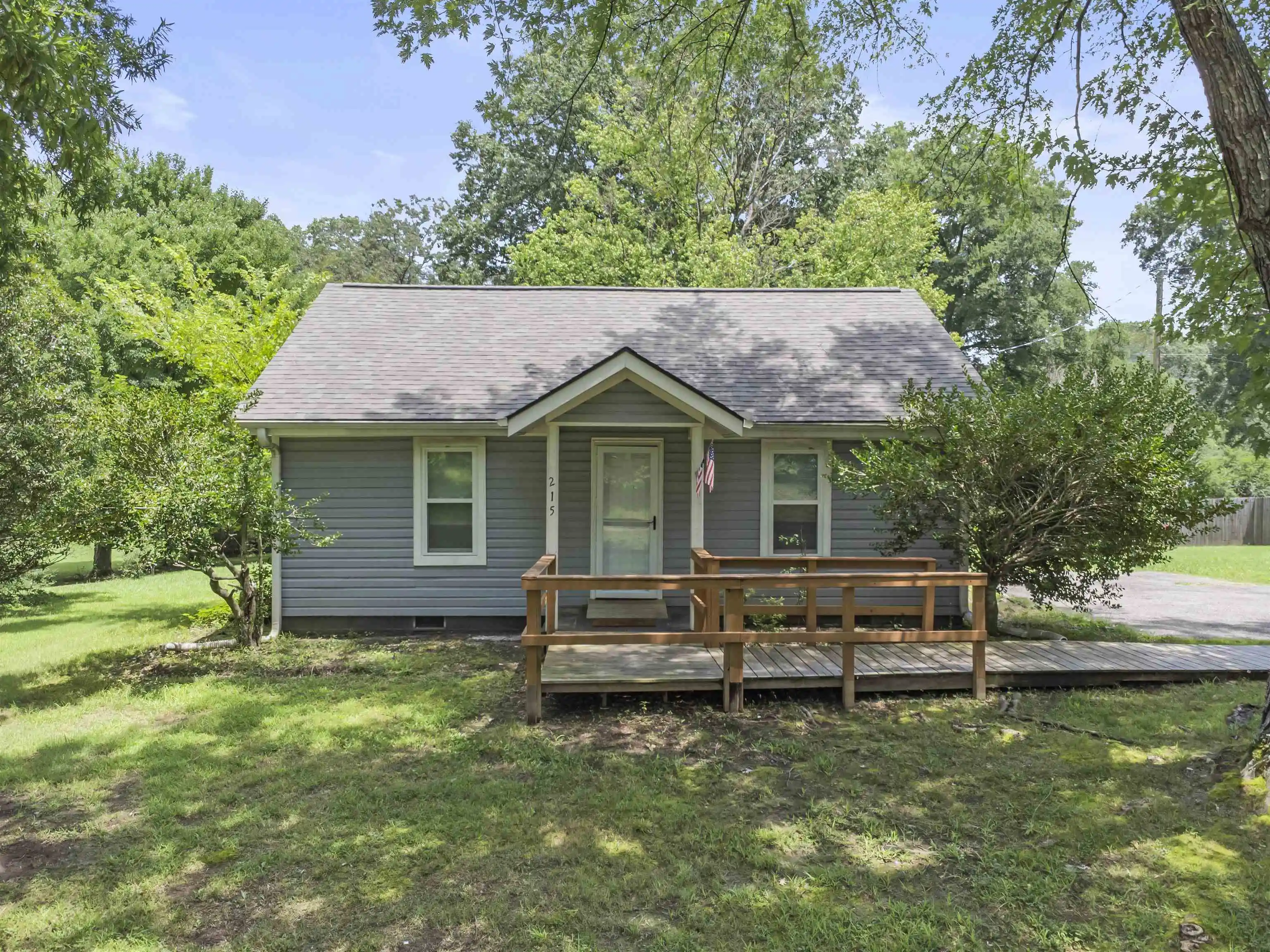 1st image of 215 Jernigan Dr, Somerville, TN 38068 | MLS# 10225951