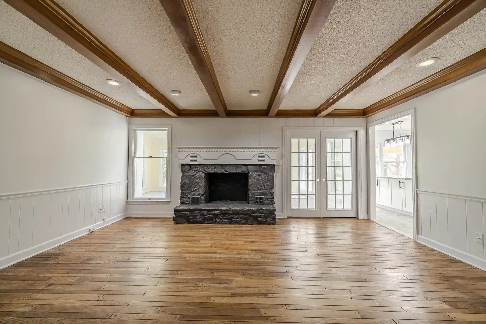 2nd image of 70 Holt St, Savannah, TN 38372 | MLS# 10225963