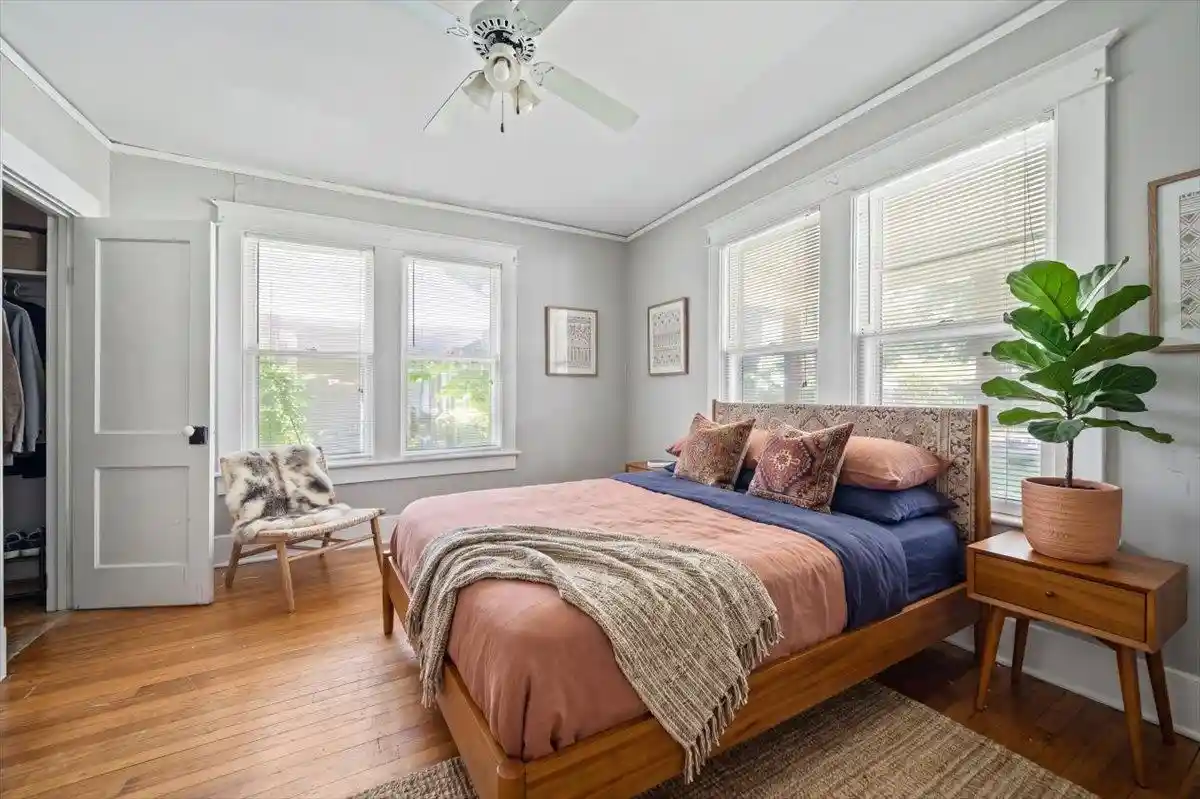 Photo 2 of Single family home for sale at 3694 Douglass Ave, Memphis, TN 38111 | MLS# 10225984 | Listing updated on 2026-09-02