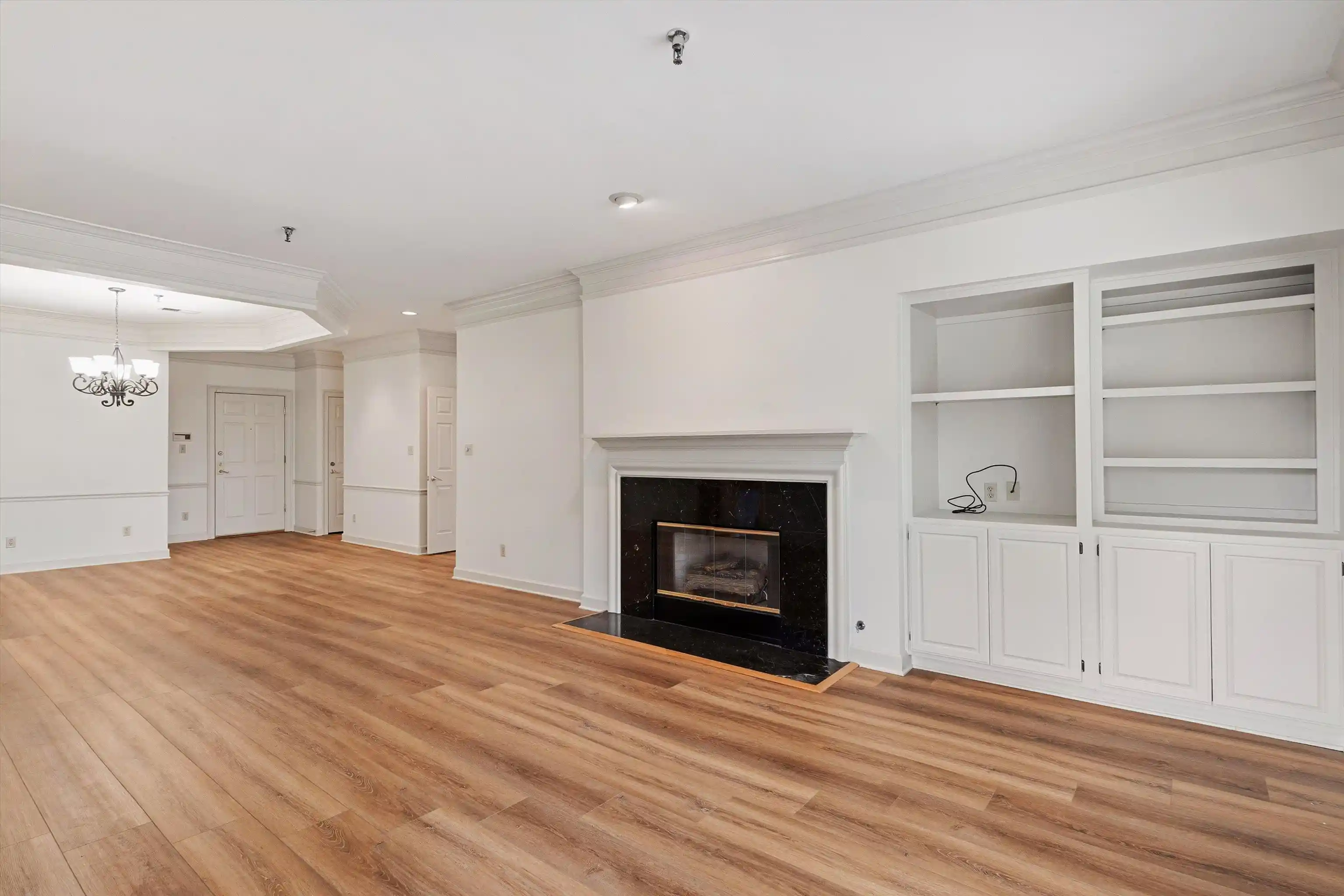 Photo 2 of Condo for sale at 405 S Perkins Rd #430, Memphis, TN 38117 | MLS# 10225998 | Listing updated on 2026-09-17