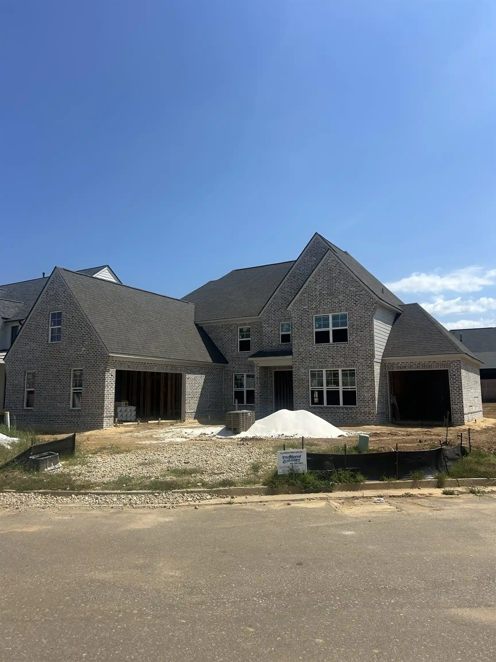 Photo 1 of Sale Pending at 785 Cardinal Cv, Collierville, TN 38017 | MLS# 10226012 | Listing updated on 2026-10-11