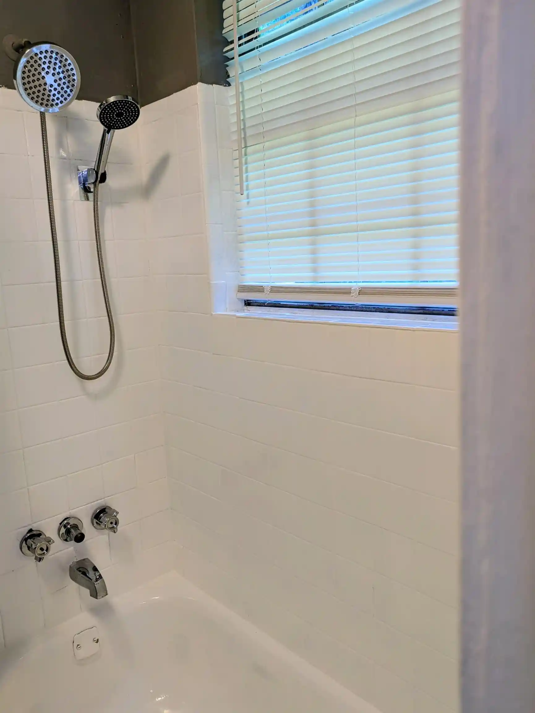 Photo 2 of Single family home for sale at 1822 Cedarhurst Ave, Memphis, TN 38127 | MLS# 10226035 | Listing updated on 2026-09-25