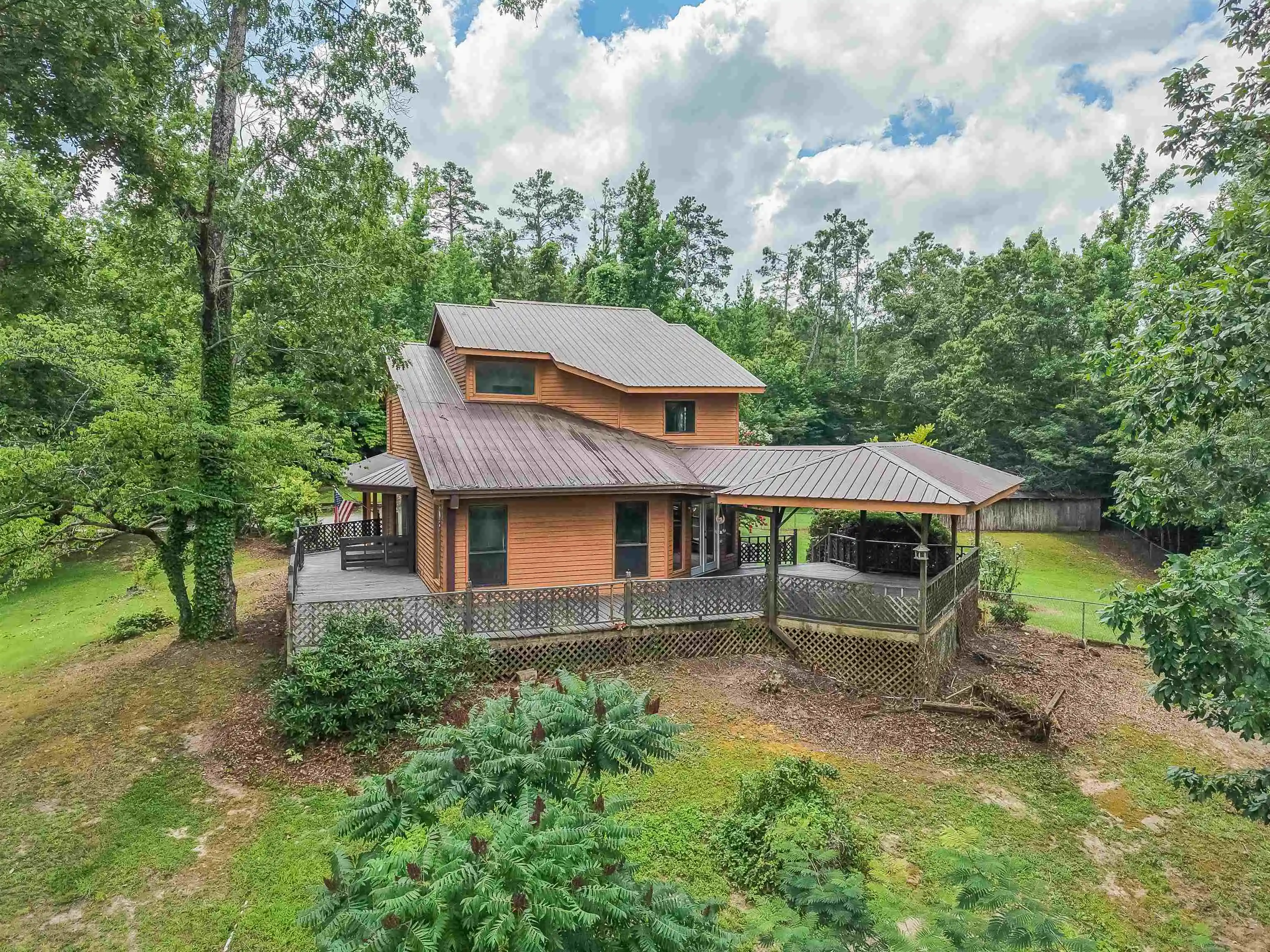 2nd image of 2380 Dunaway Rd, Selmer, TN 38375 | MLS# 10226055