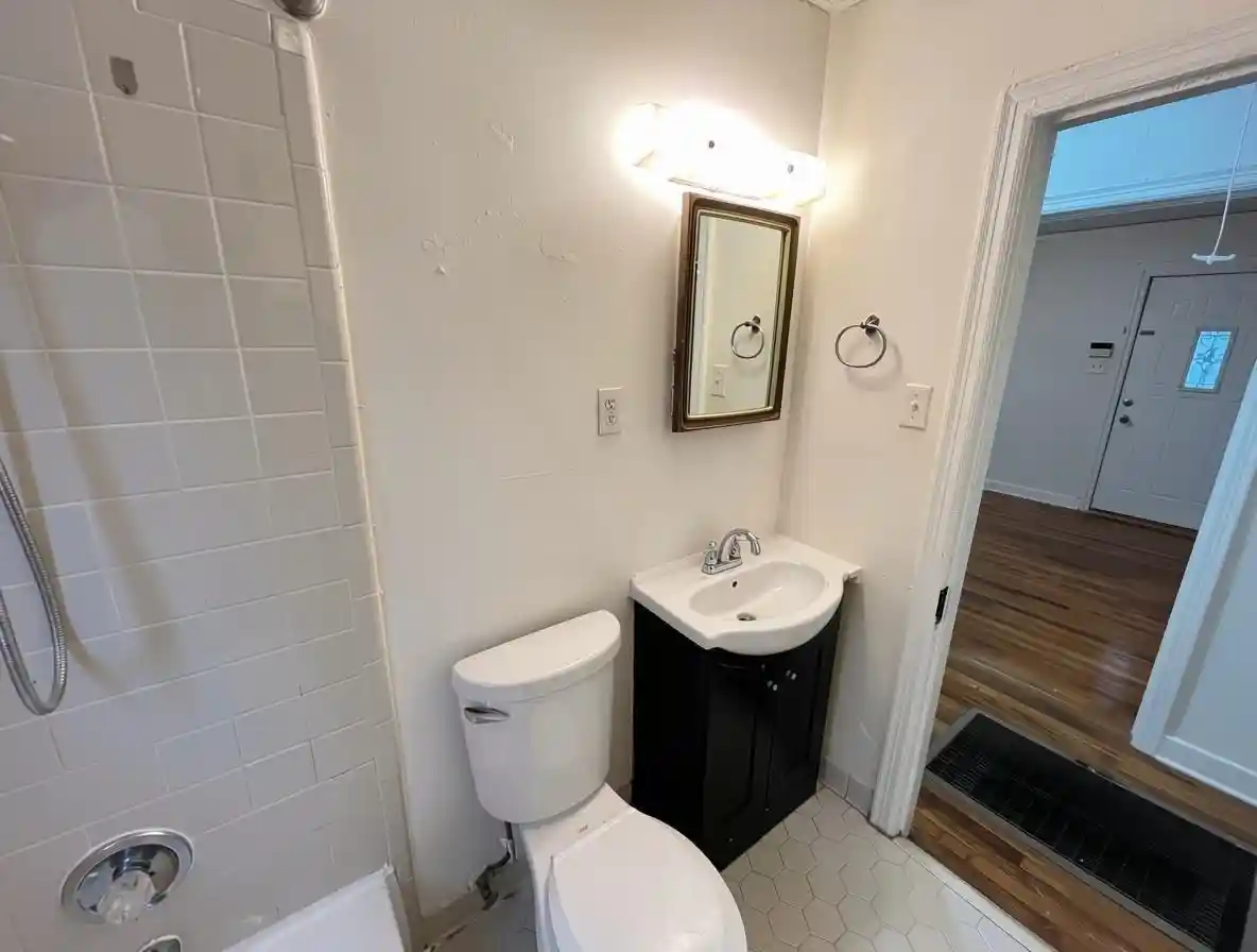 Photo 2 of Single family home for sale at 801 Bowen Cir, Memphis, TN 38122 | MLS# 10226061 | Listing updated on 2026-10-26