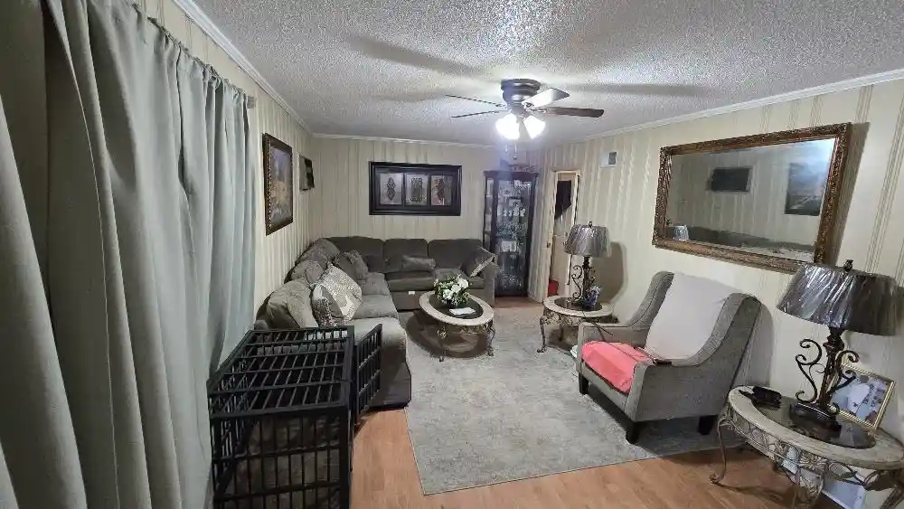 Photo 2 of Sale Pending at 1401 Carol Dr, Memphis, TN 38116 | MLS# 10226071 | Listing updated on 2026-08-19