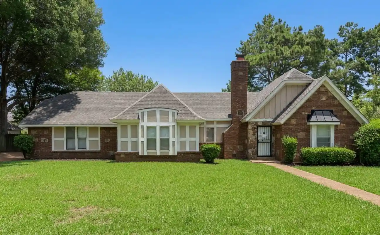 Photo 1 of Single family home for sale at 8141 Misty Meadows Ln, Memphis, TN 38125 | MLS# 10226075 | Listing updated on 2026-09-11