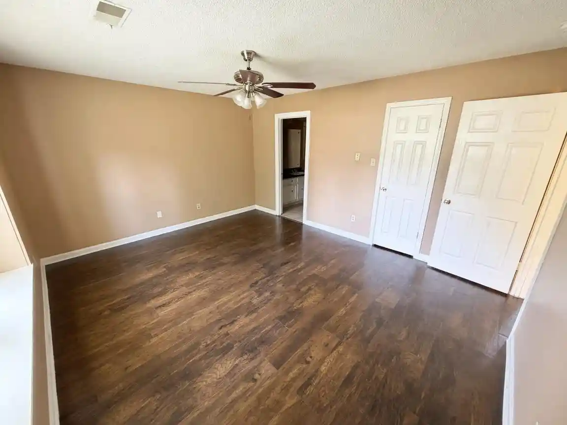 Photo 3 of Single family home for sale at 8141 Misty Meadows Ln, Memphis, TN 38125 | MLS# 10226075 | Listing updated on 2026-09-11