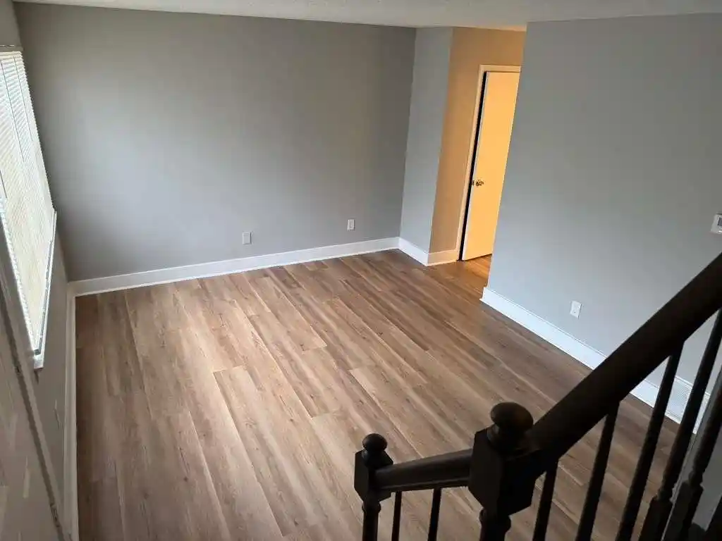 Listing Photo 4 - Condo for sale in building located at 1008 University St, Memphis, TN 38107