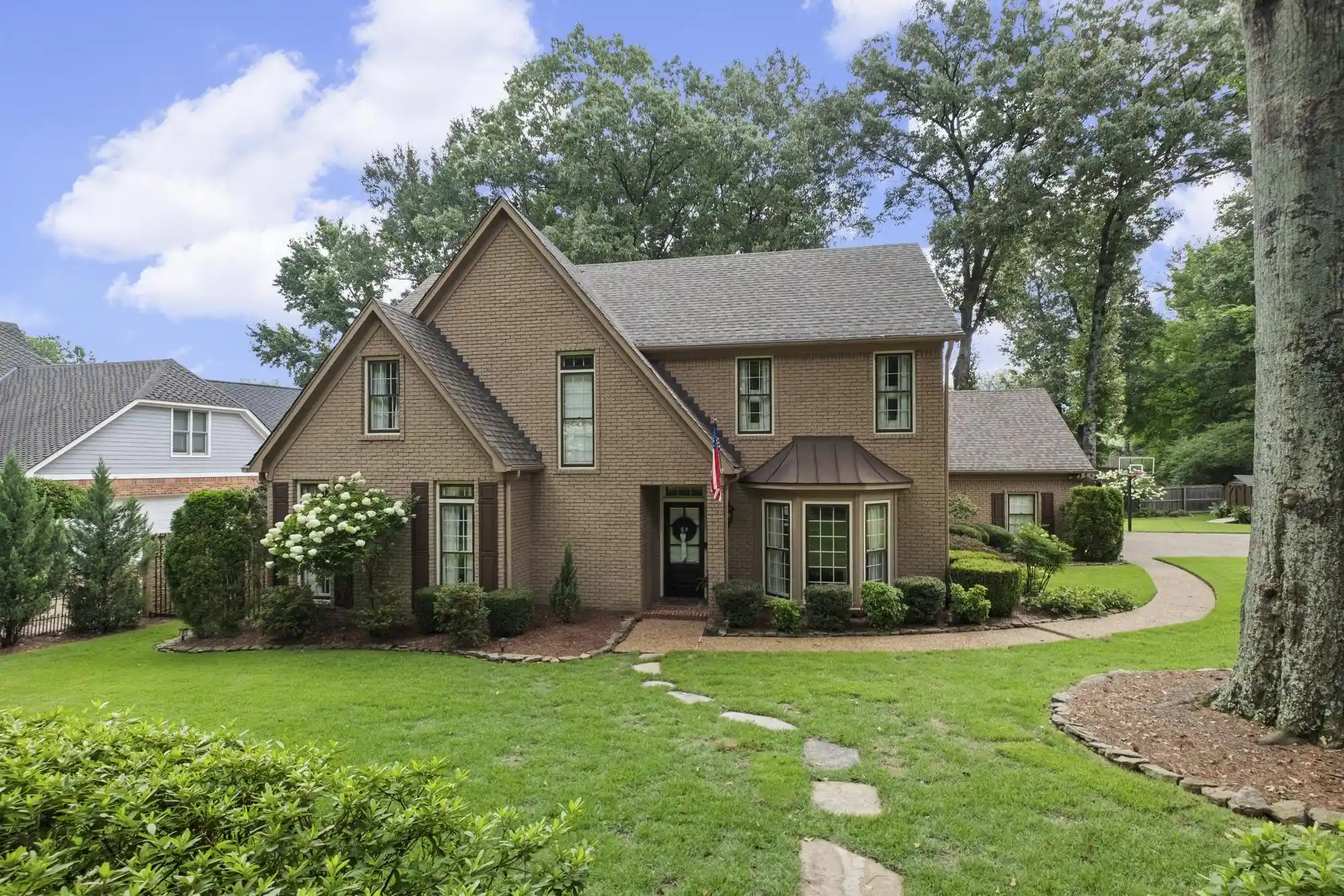 1st image of 1928 Riverdale Dr, Germantown, TN 38138 | MLS# 10226099