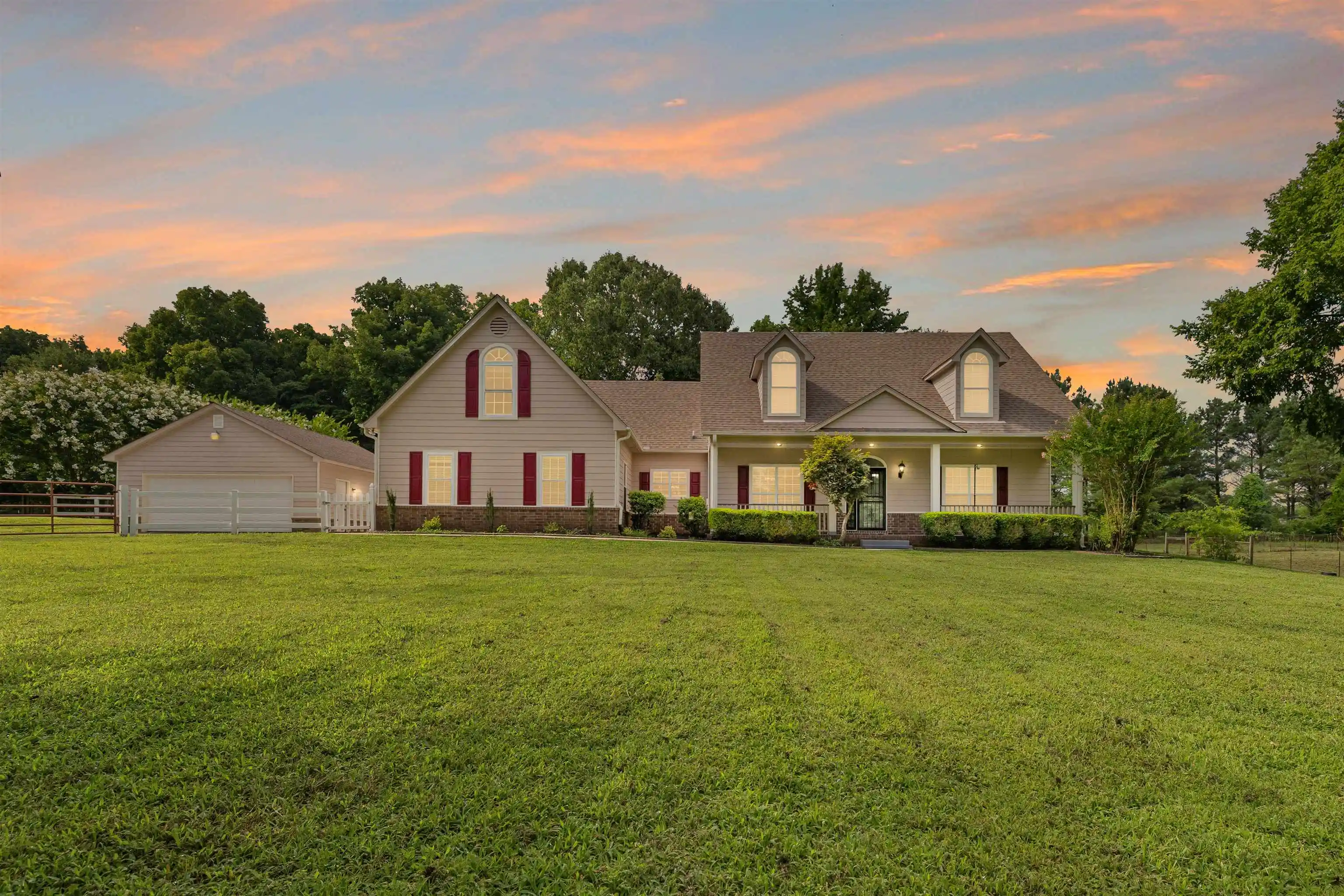 1st image of 2440 Warren St, Oakland, TN 38060 | MLS# 10226108