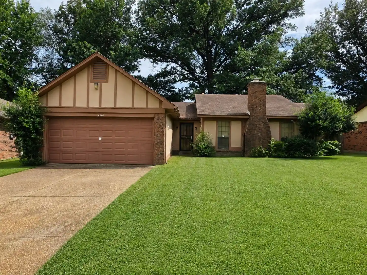 Single family home for sale at 6593 Beaverlodge Dr, Memphis, TN 38141 | MLS# 10226119