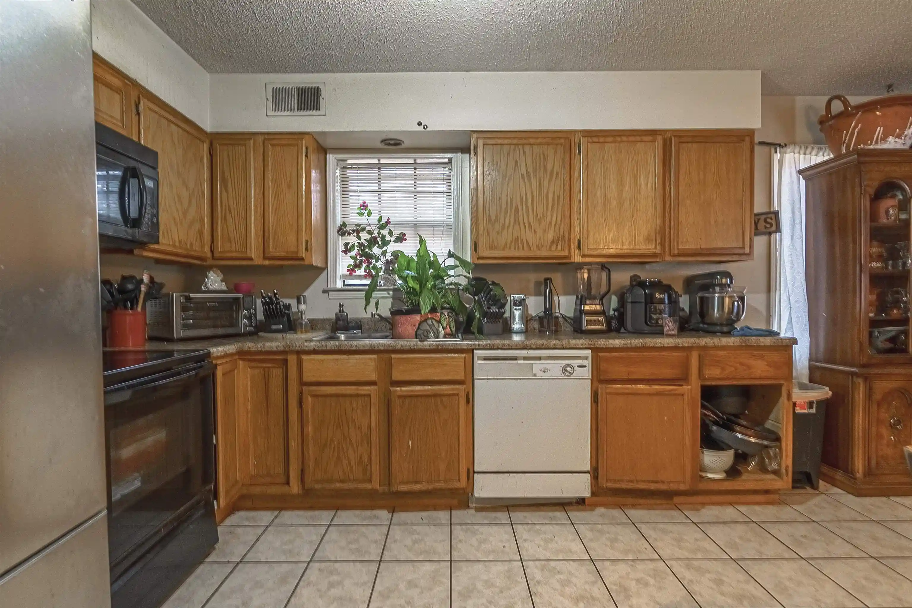 5th image of 5744 Magnolia Woods Dr, Bartlett, TN 38134 | MLS# 10226123