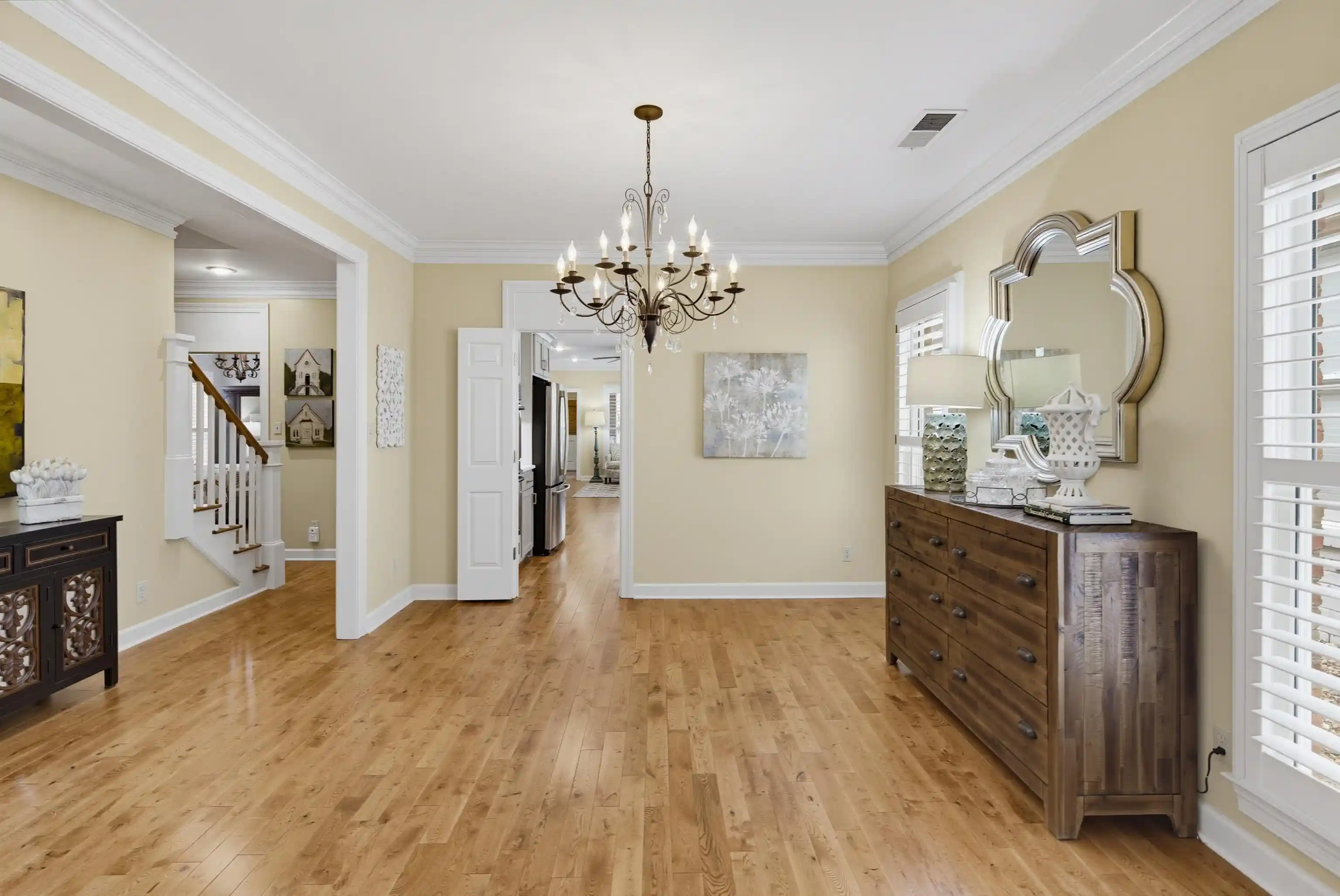 3rd image of 1994 W Arden Oaks Dr, Germantown, TN 38139 | MLS# 10226150