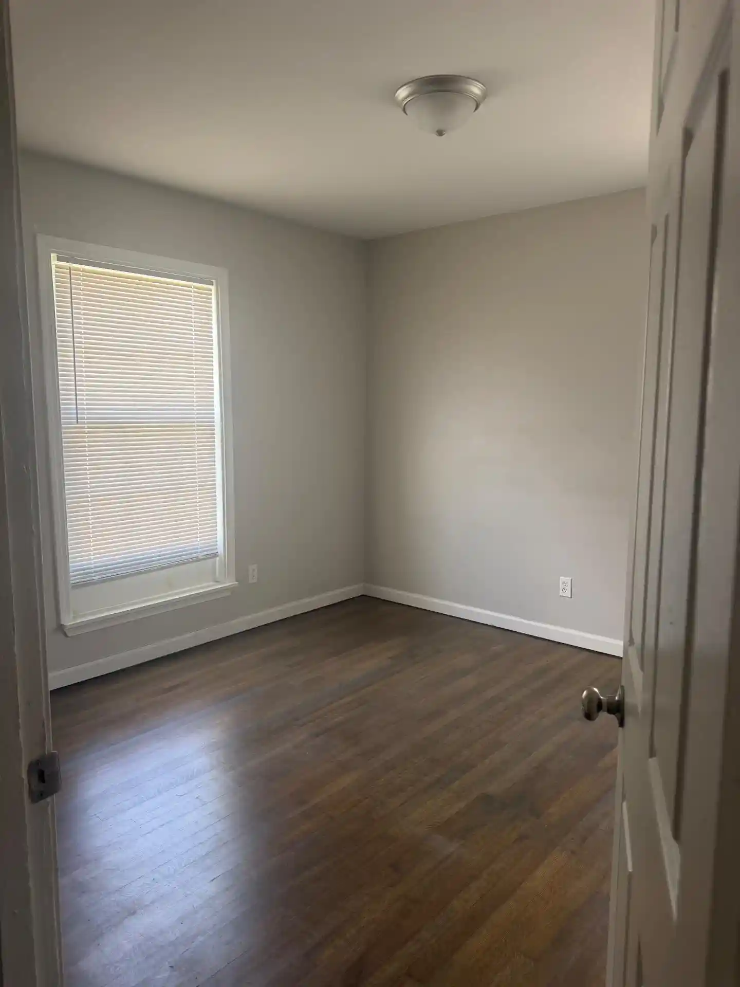 Photo 3 of Single family home for sale at 409 Stoneham Rd, Memphis, TN 38109 | MLS# 10226152 | Listing updated on 2026-09-02