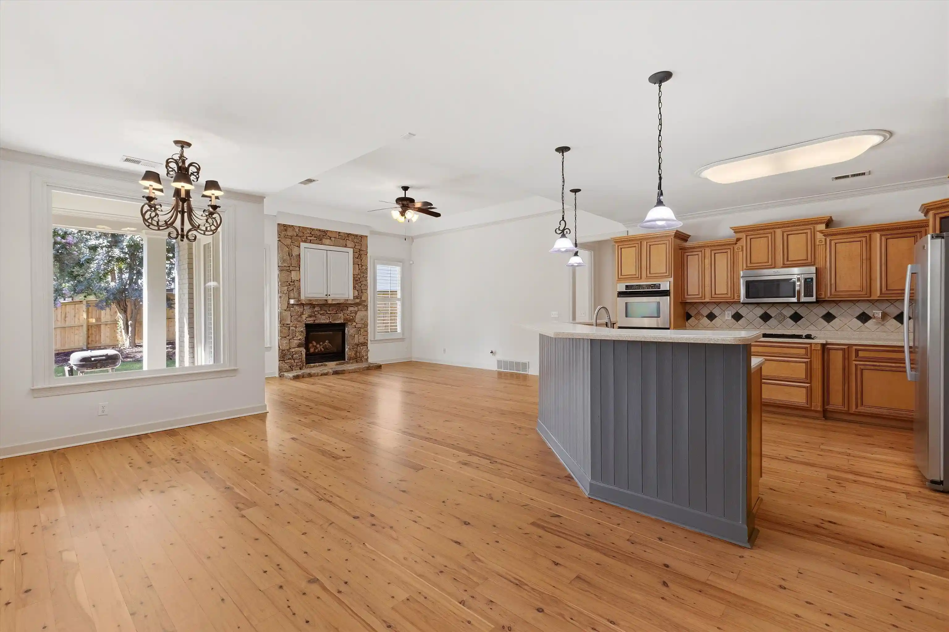 Photo 4 of Single family home for sale at 10211 Statfield Dr, Collierville, TN 38017 | MLS# 10226167 | Listing updated on 2026-09-17