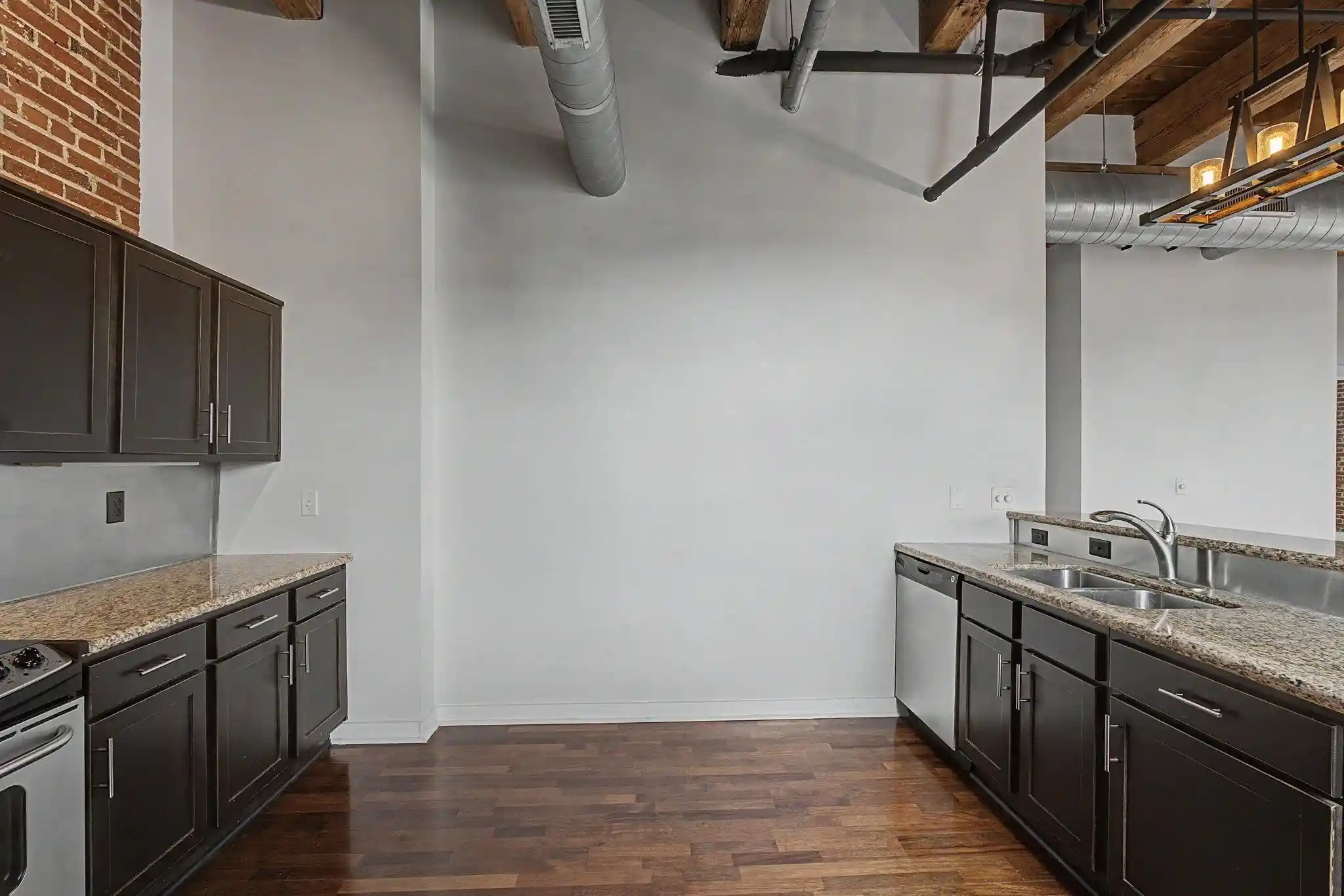Listing Photo 3 - Condo for sale in building located at 420 S Front St, Memphis, TN 38103 - Unit #301