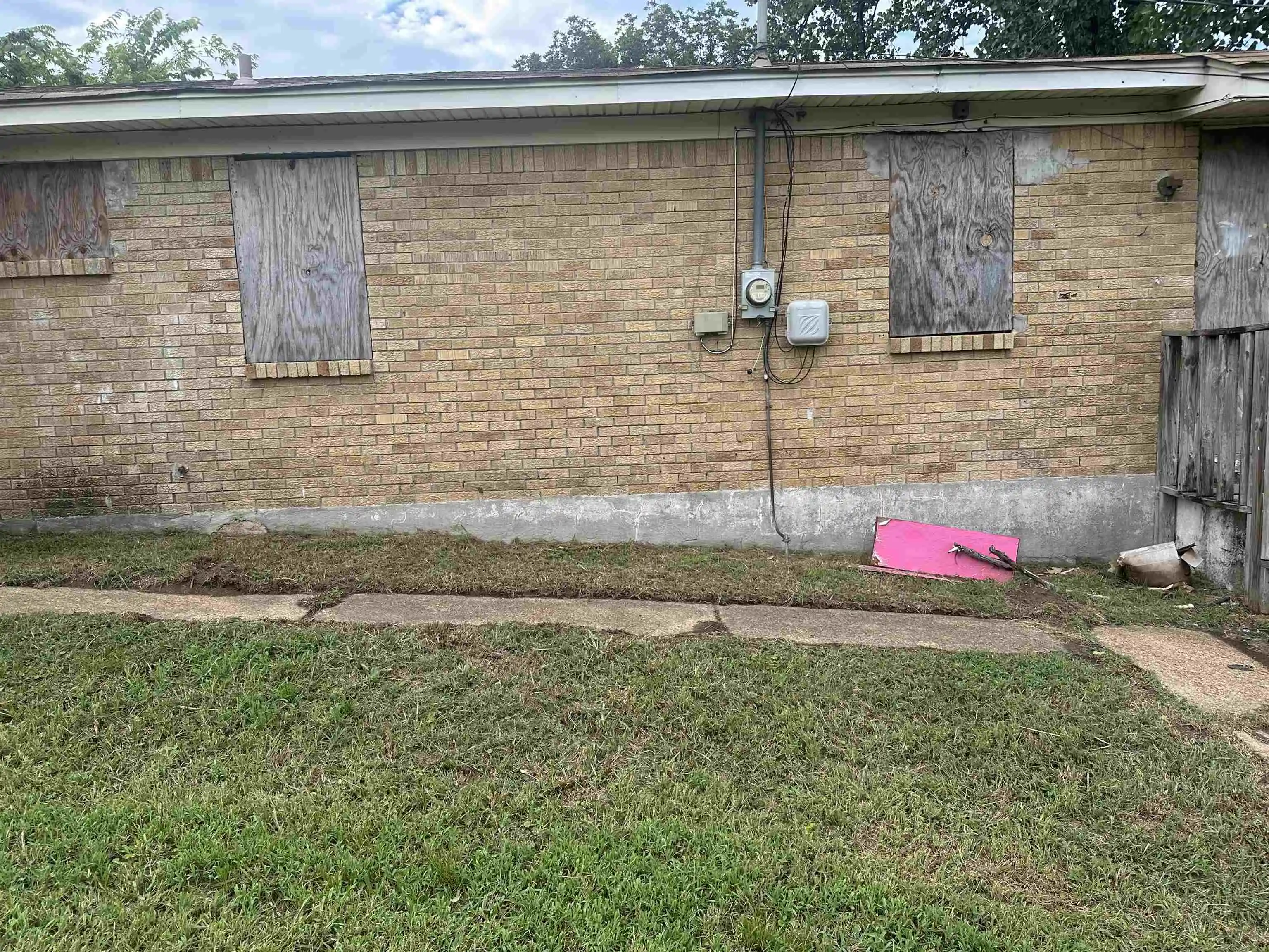 Photo 2 of Single family home for sale at 959 Driver St, Memphis, TN 38126 | MLS# 10226207 | Listing updated on 2026-07-16