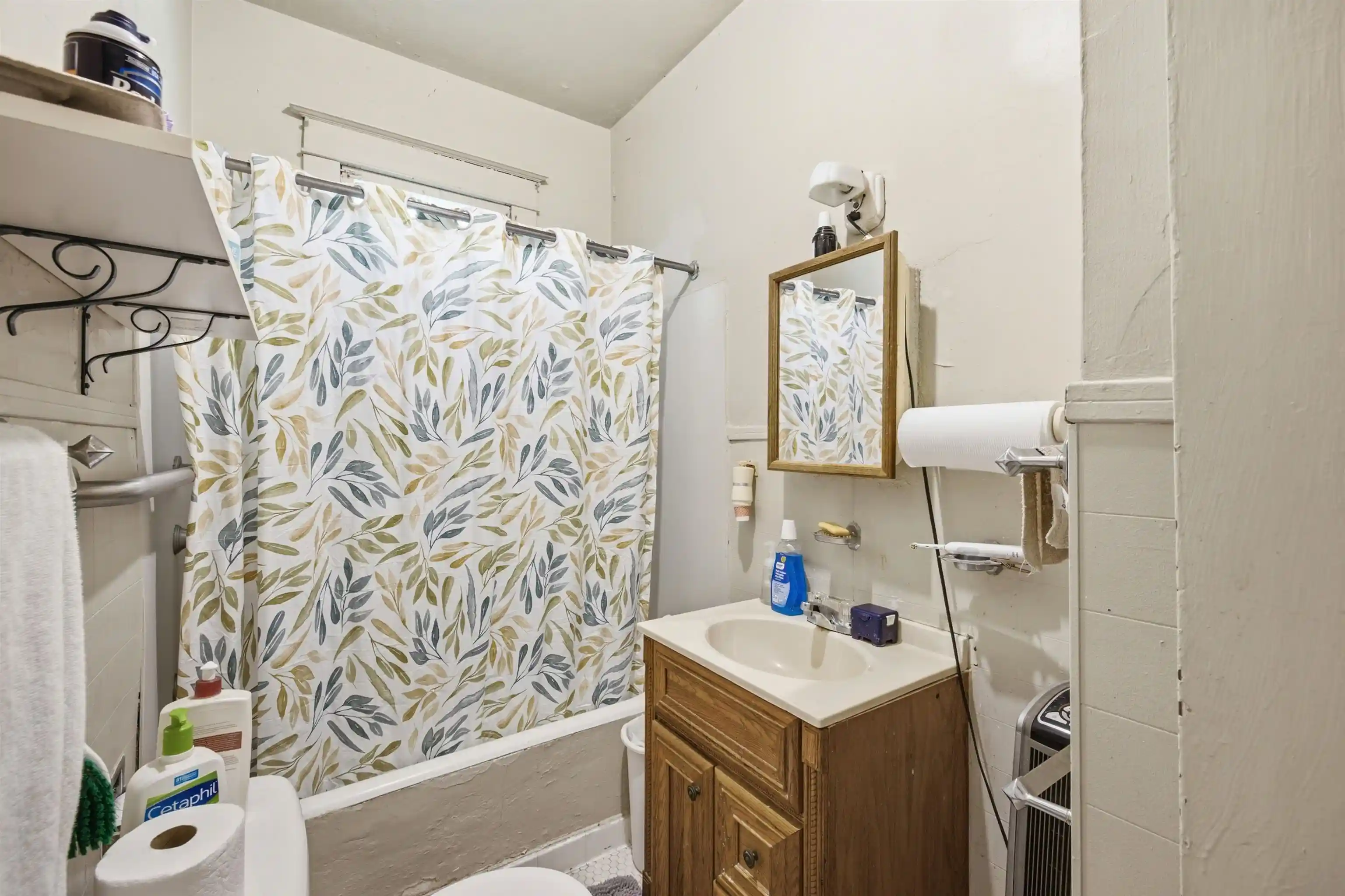 Photo 4 of Sale Pending at 3524 James Rd, Memphis, TN 38128 | MLS# 10226217 | Listing updated on 2026-09-11