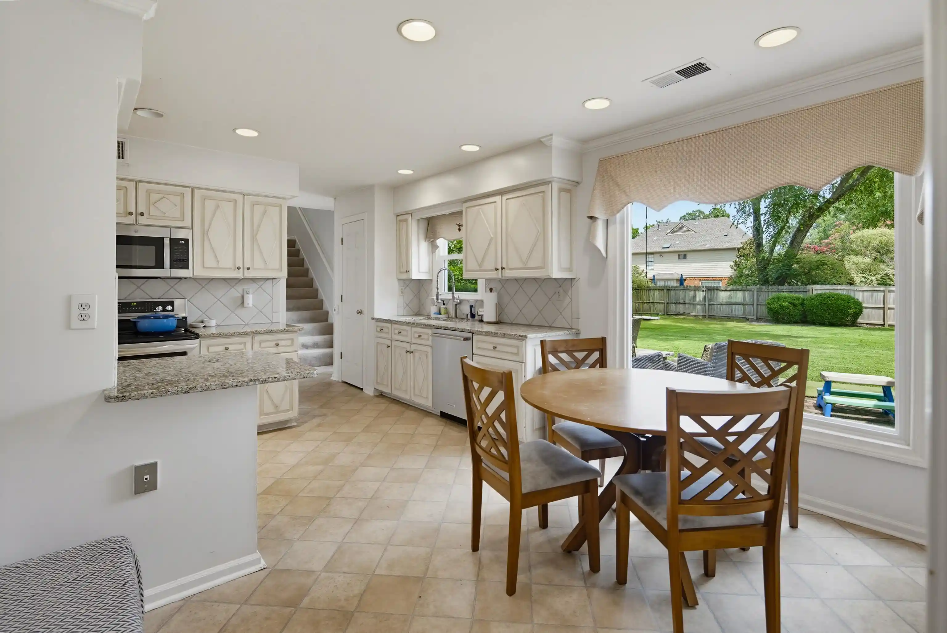 5th image of 2260 Elderslie Dr, Germantown, TN 38139 | MLS# 10226221