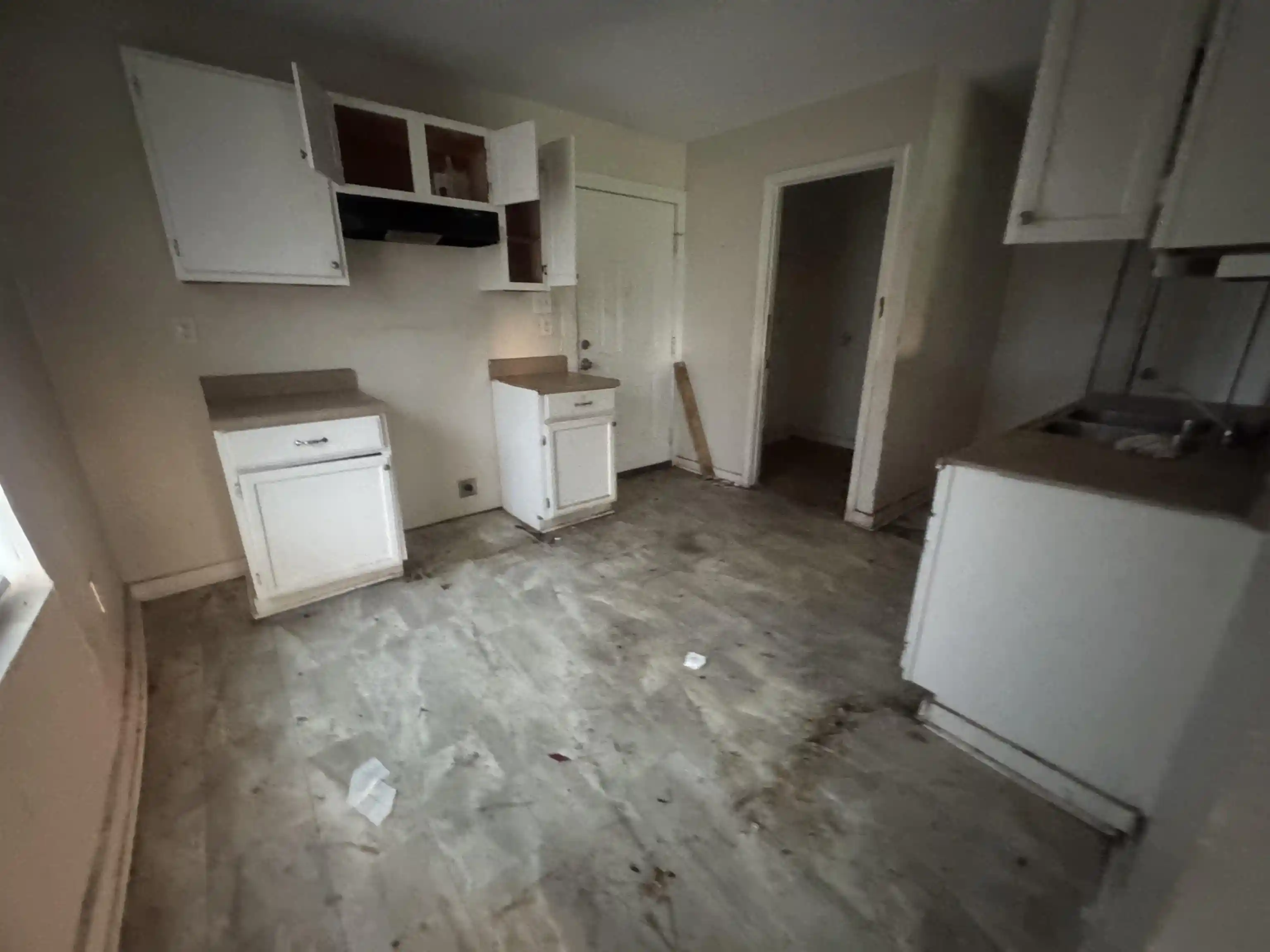 Photo 4 of Single family home for sale at 3613 Russelwood Dr, Memphis, TN 38128 | MLS# 10226236 | Listing updated on 2026-09-17